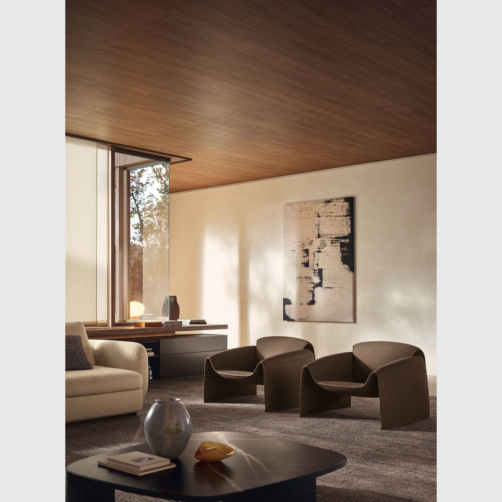 Le Club Armchair gallery detail image