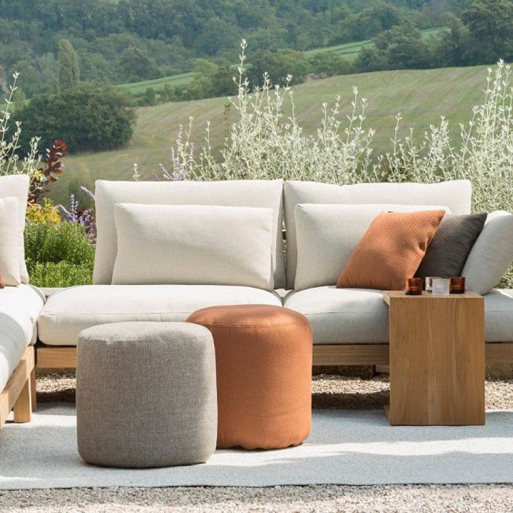 Pure | Sofa C Table gallery detail image