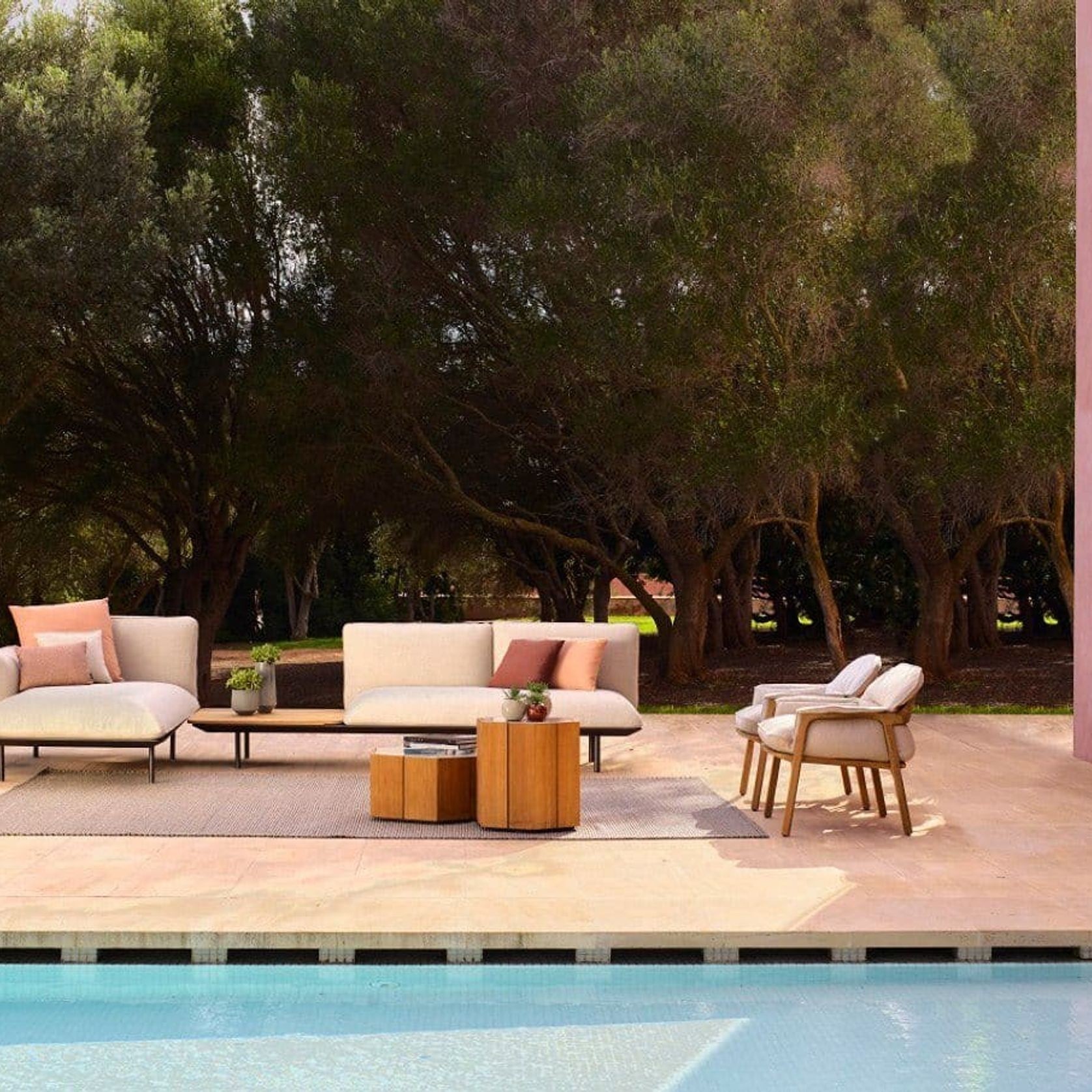 Sen |ja | Sofa gallery detail image