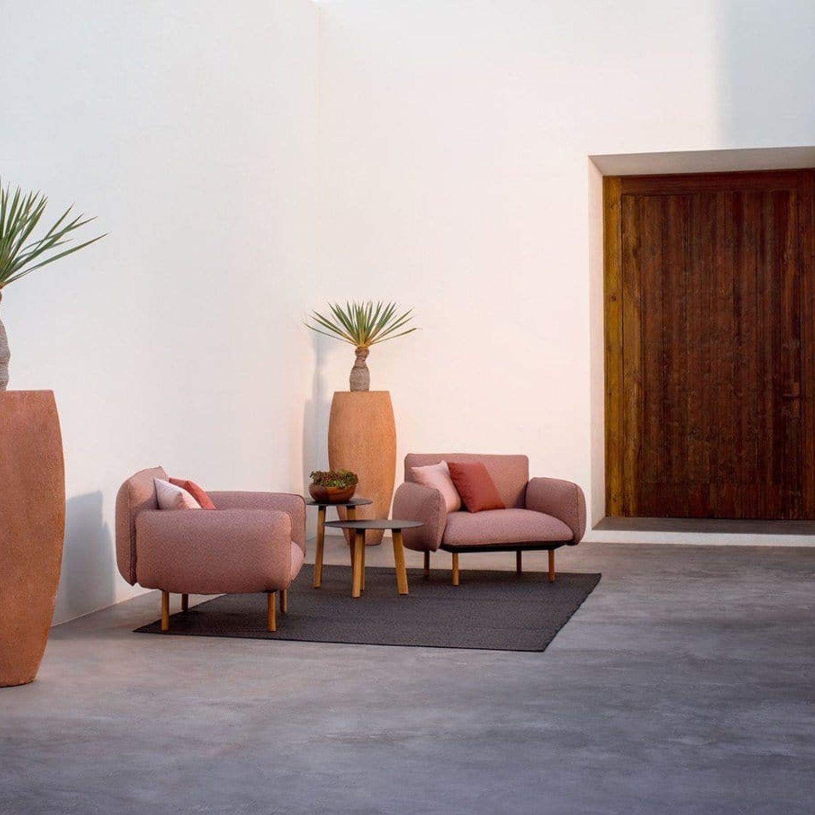 Sen |ja | Sofa gallery detail image