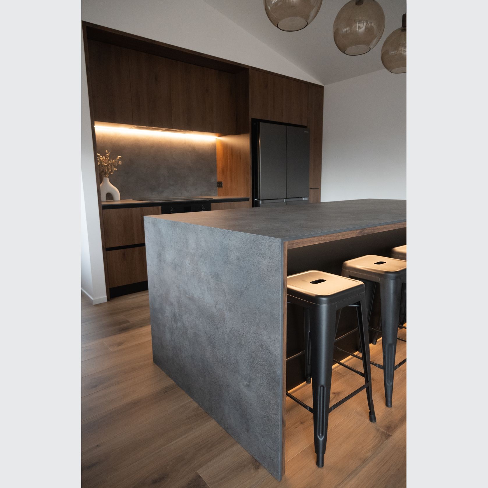 Imperio Solid Core Benchtops gallery detail image