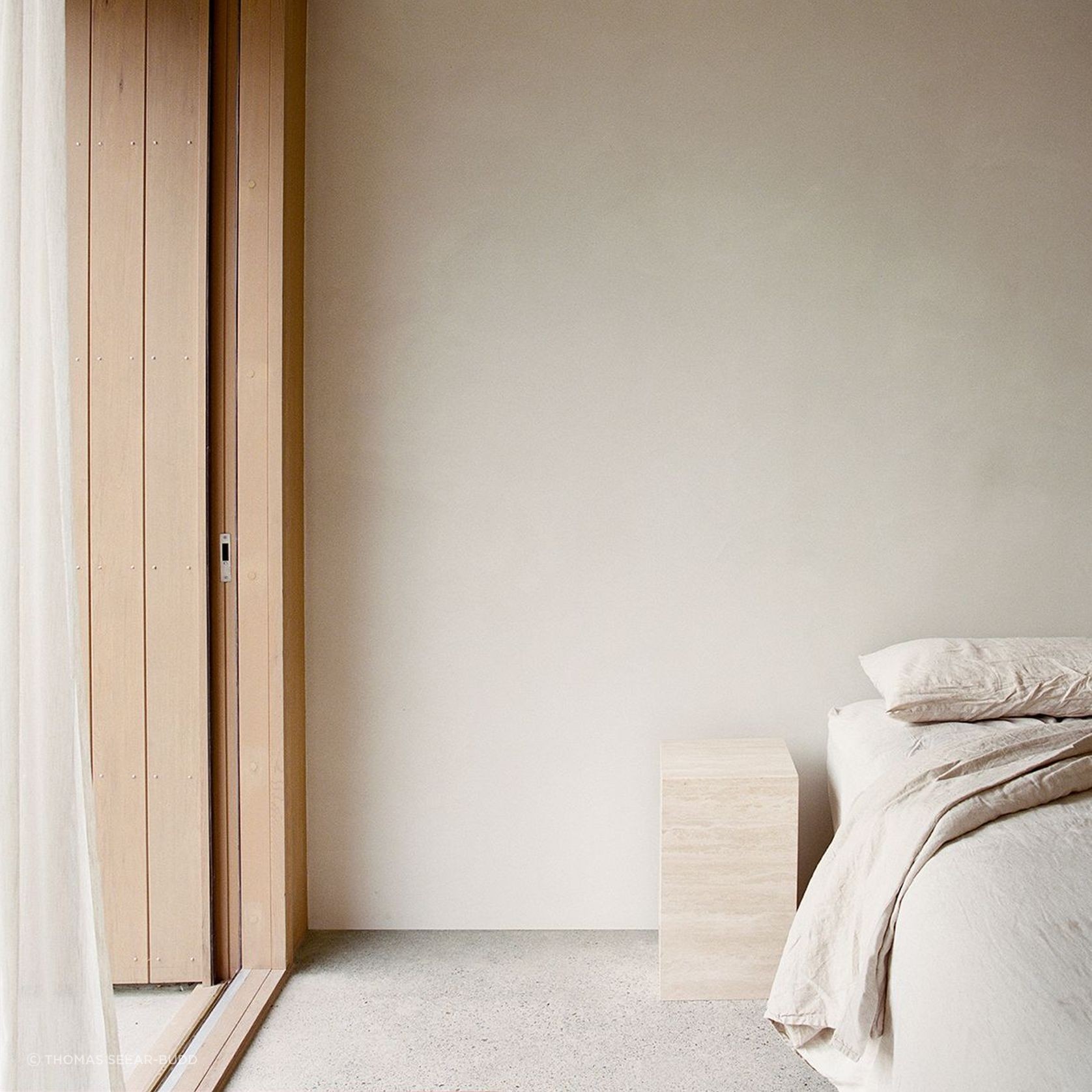 Suave Two-tone Polished Plaster gallery detail image