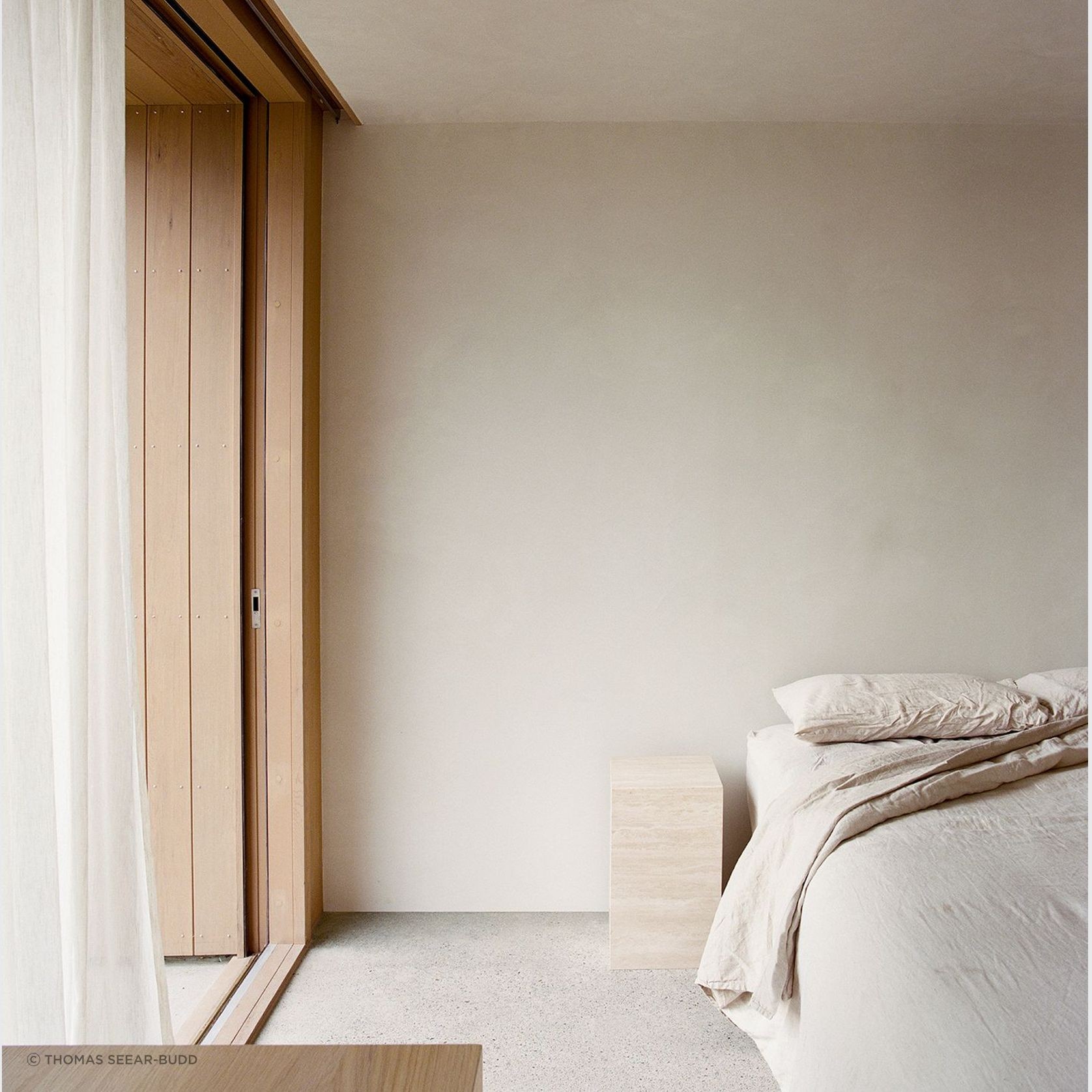 Suave Two-tone Polished Plaster gallery detail image