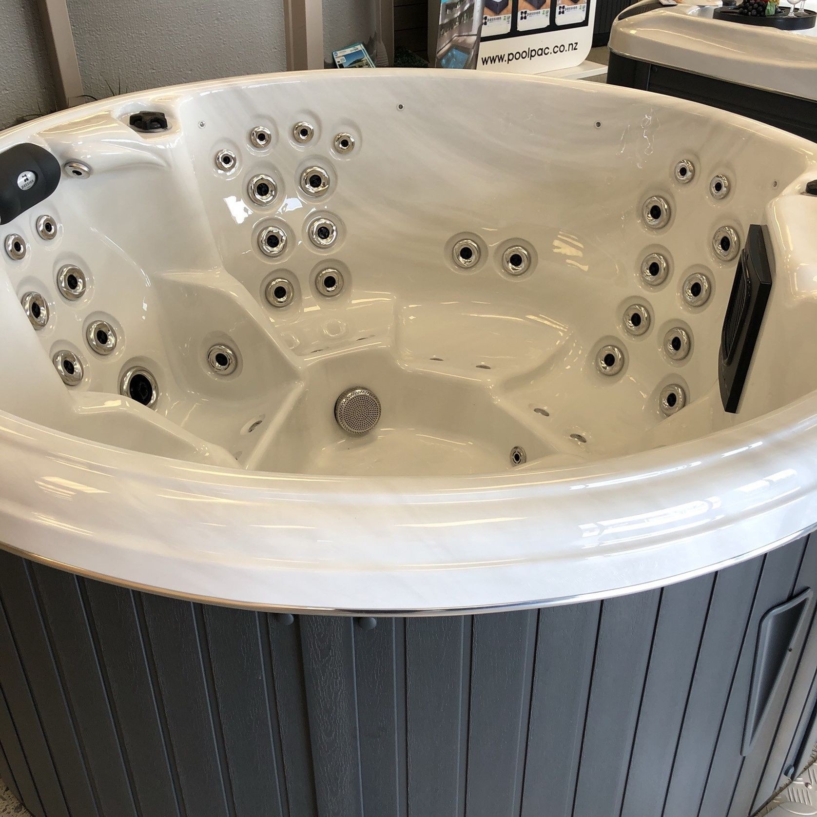 Recharge | Pure Spa Pool gallery detail image