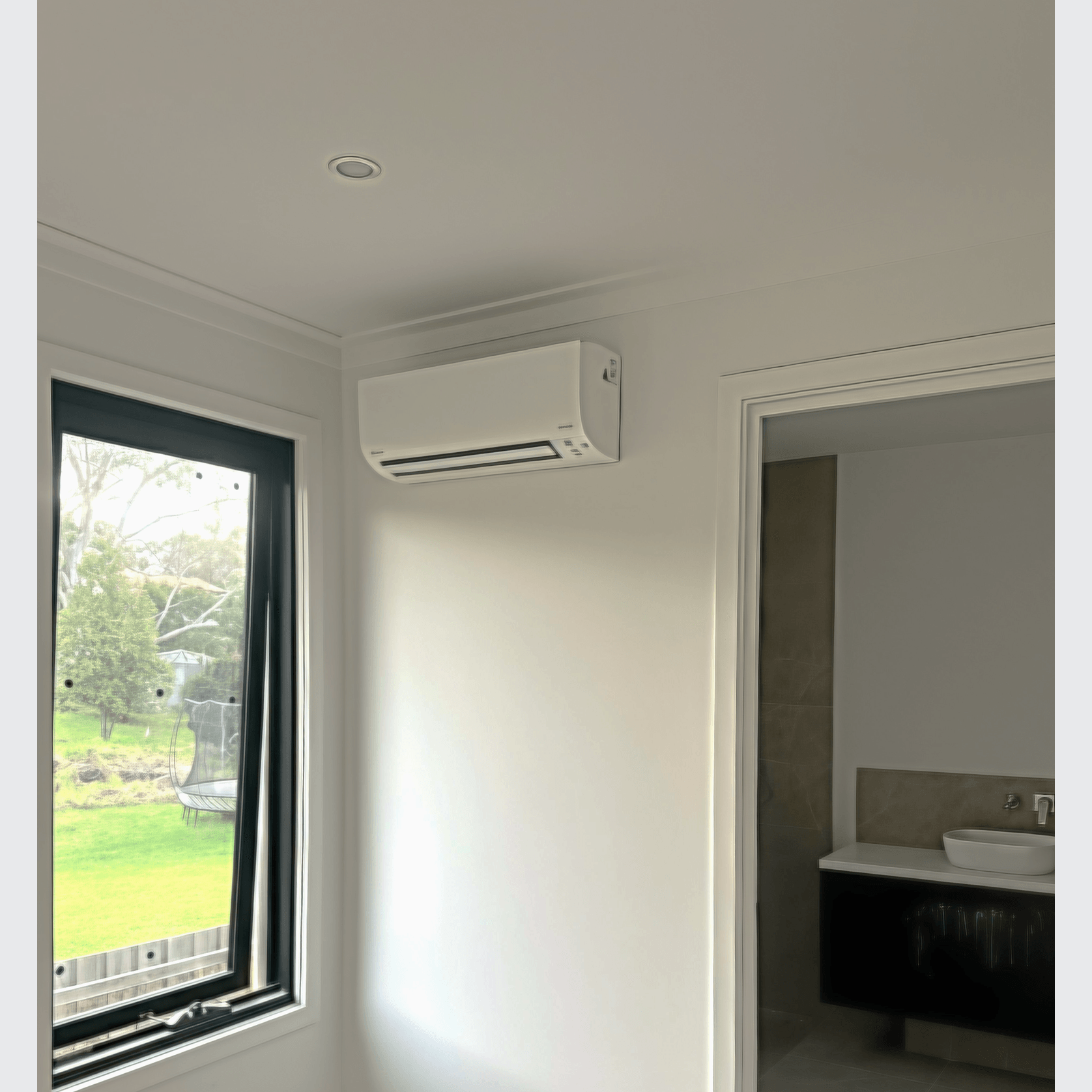 Multi Split System gallery detail image