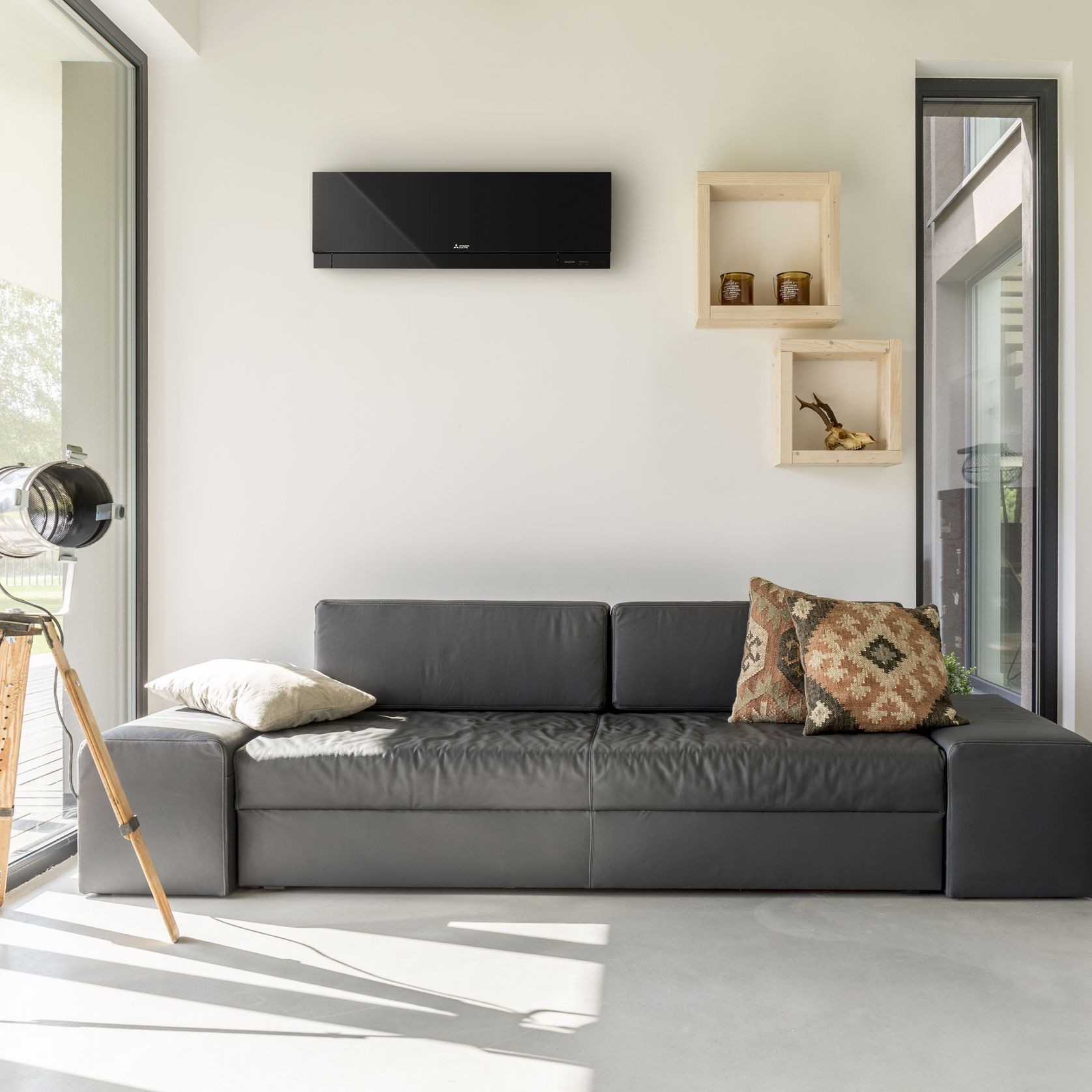 EF Designer Smart Series High Wall Heat Pump gallery detail image