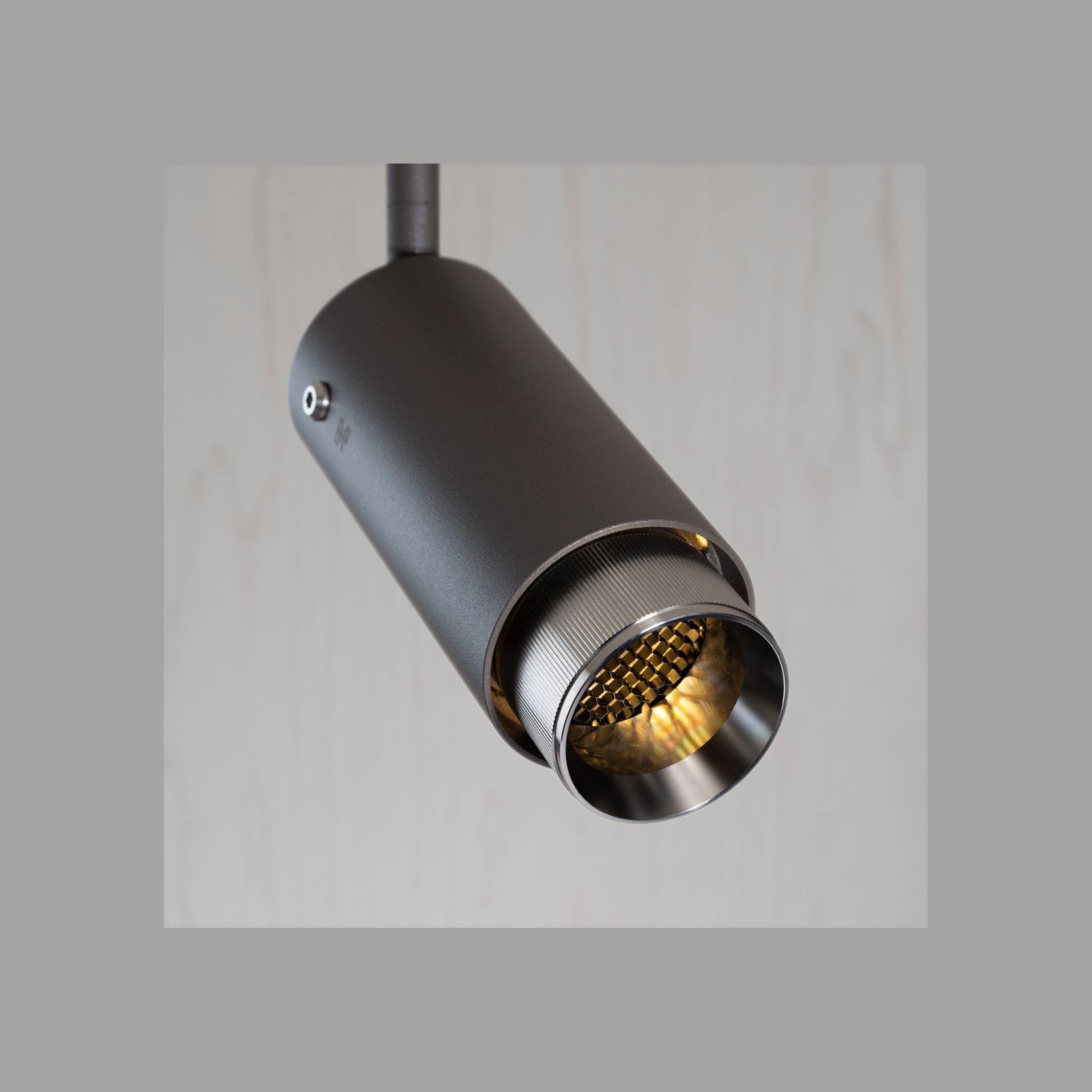 Linear Exhaust Spotlight | Graphite gallery detail image