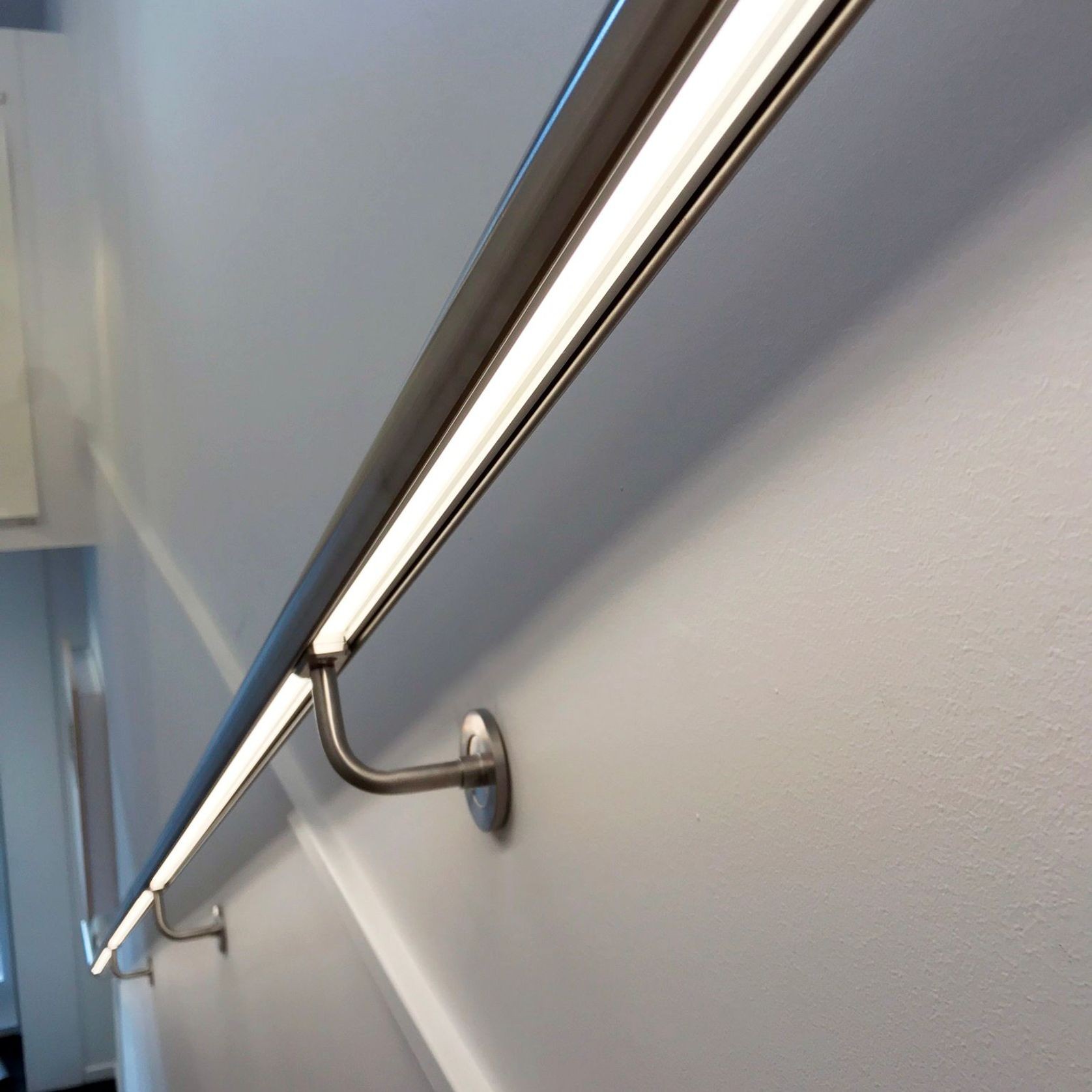 Richie Rail 20 Handrail LED Strip gallery detail image