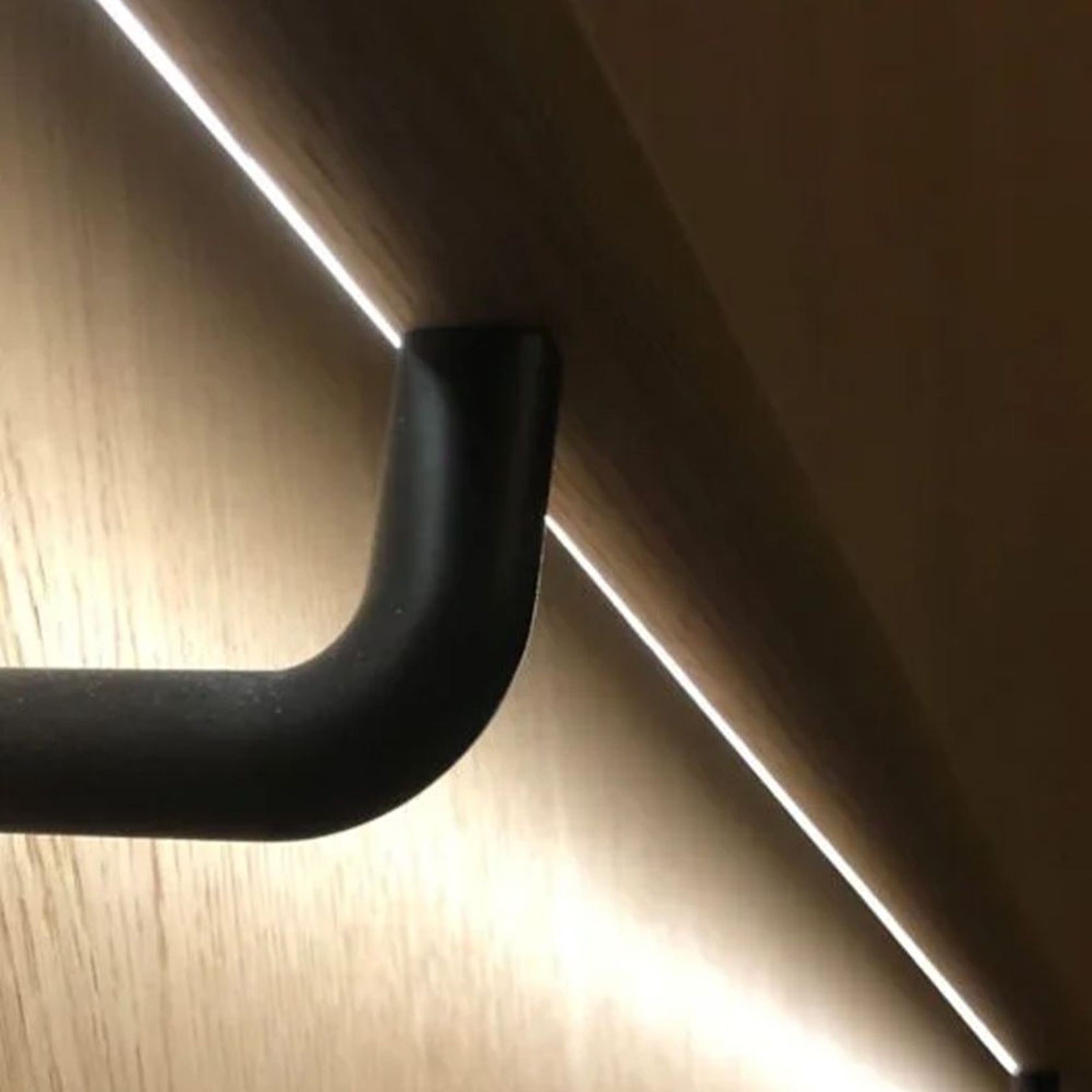 Halliday & Baillie Aluminium D Stair Rail Bracket HB595 gallery detail image