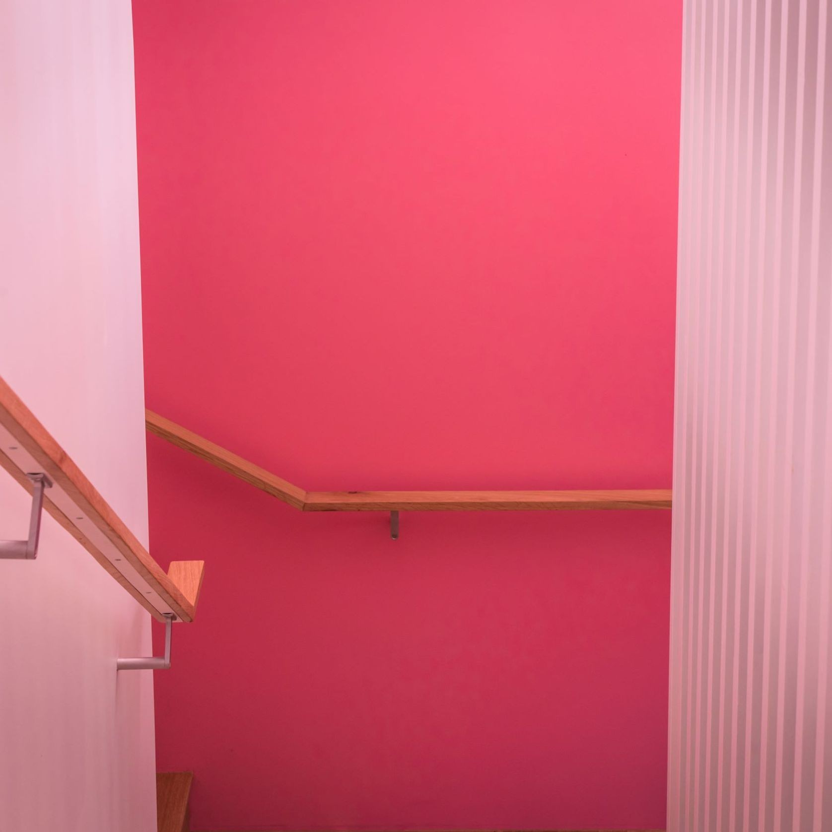 HB500 “T” Stair Rail Bracket gallery detail image