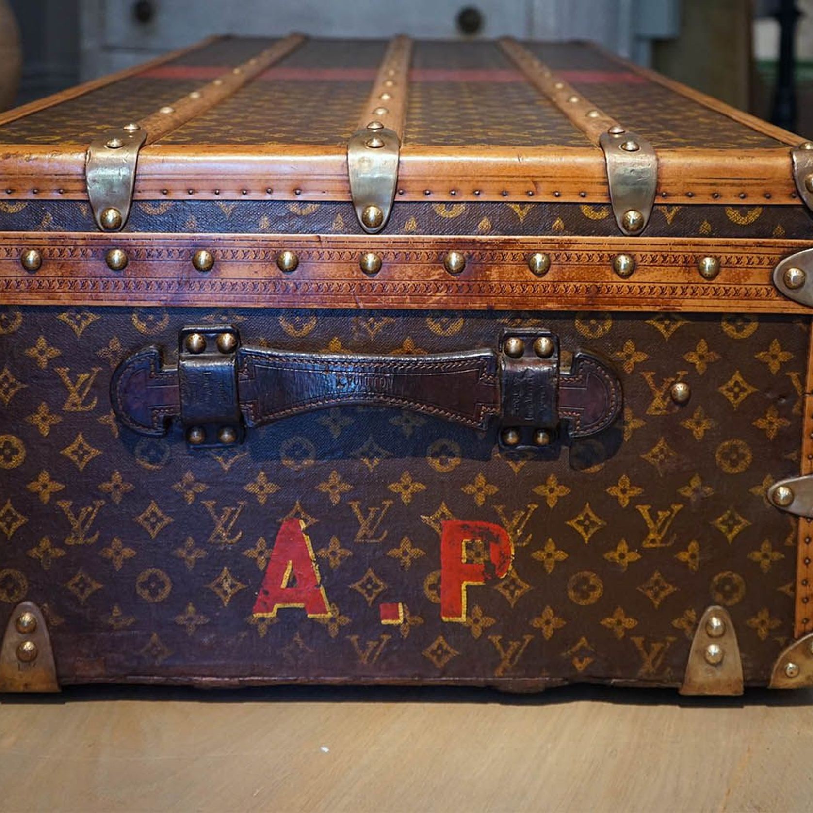 Louis Vuitton Vintage Trunk gallery detail image