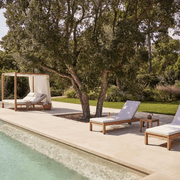 Kahn Sunbed by Point gallery detail image