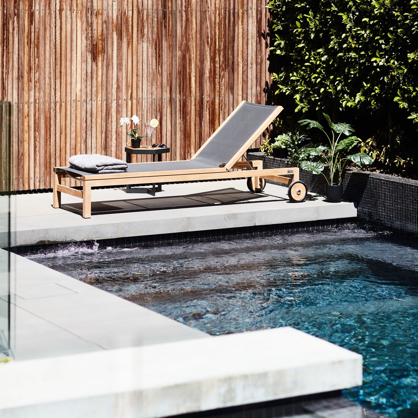 Sonne Teak Sunlounger gallery detail image
