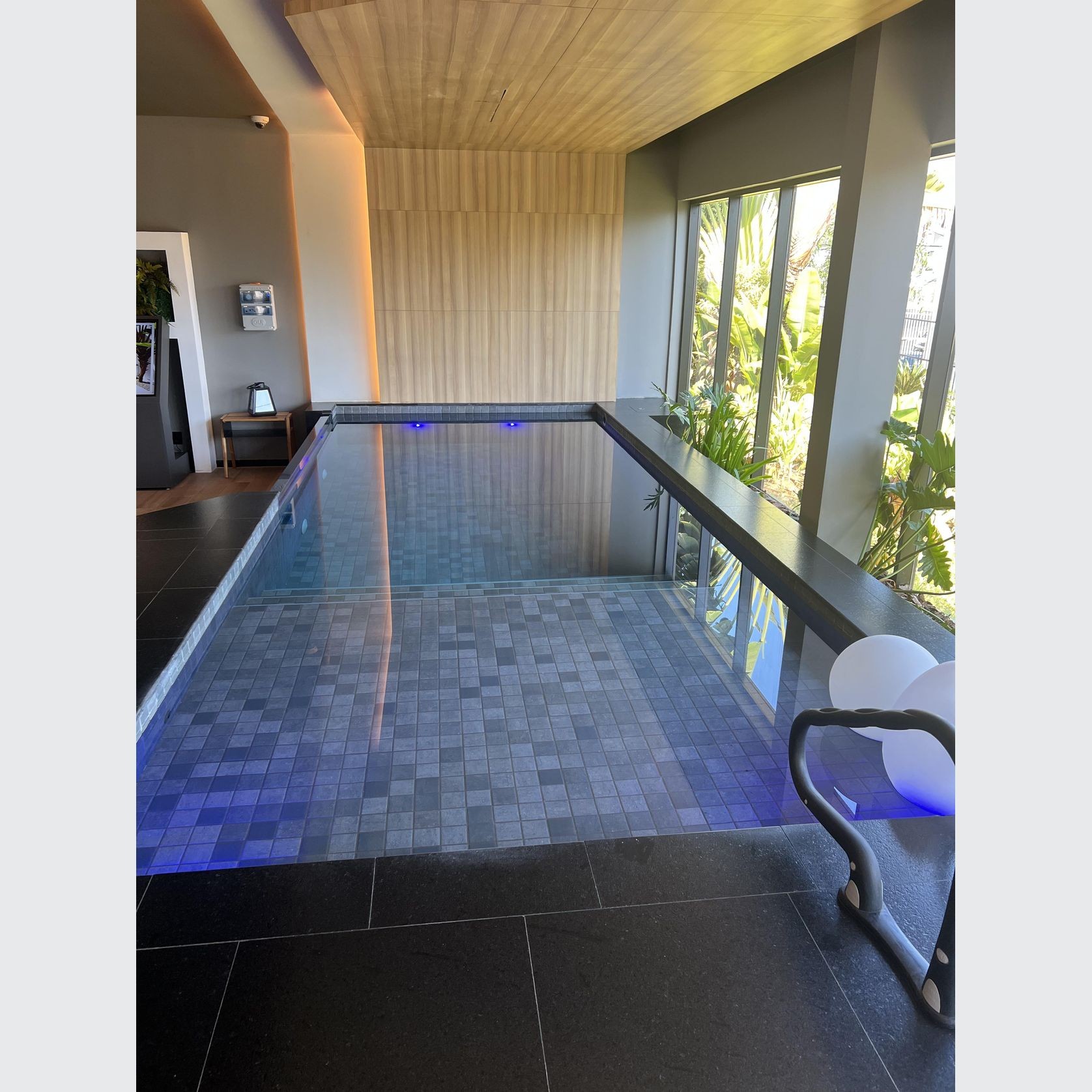 Fes Blue 9.0m x 4.0m Swimming pool with tanning ledge gallery detail image