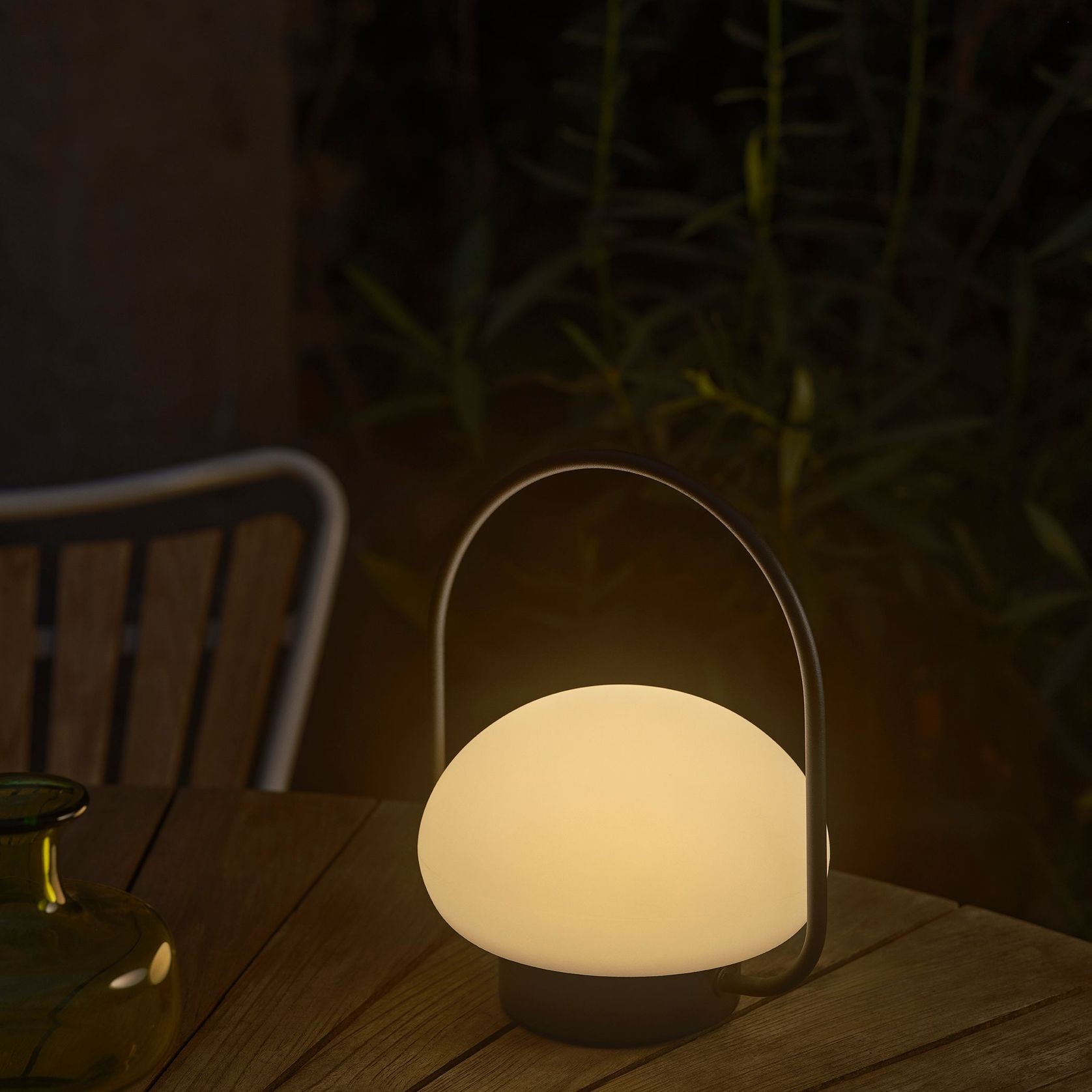 Sponge To Go | Portable Lamp gallery detail image