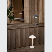 Clam Portable Lamp gallery detail image