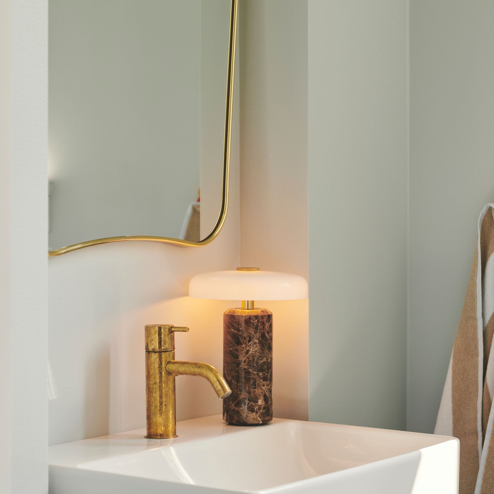 Trip Portable Lamp gallery detail image