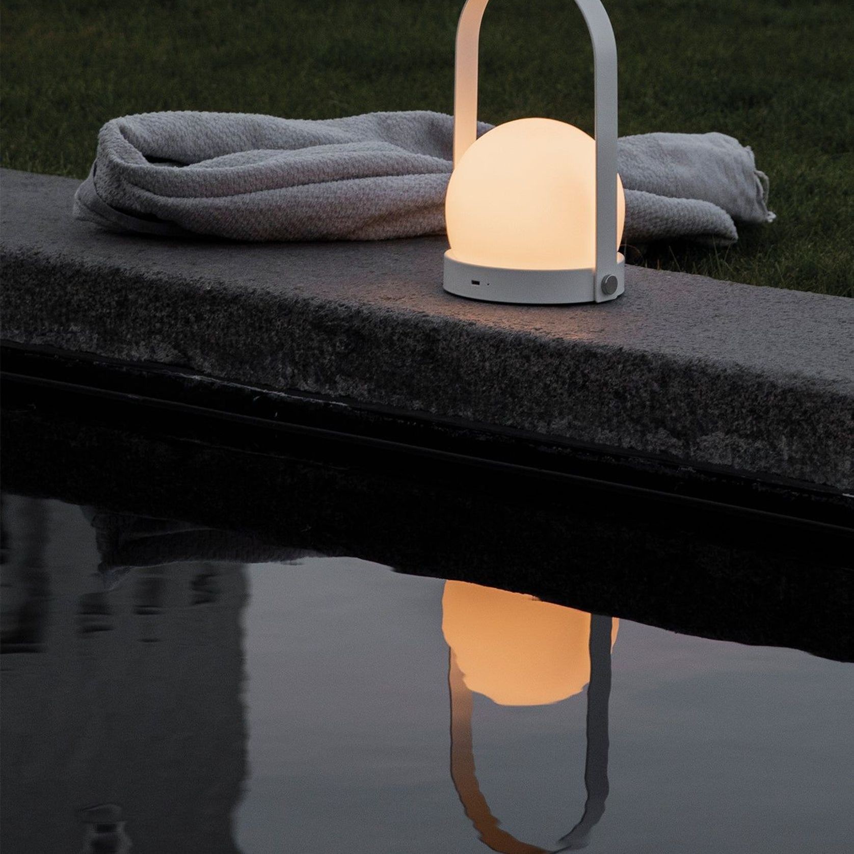 Audo CPH Carrie Portable Table Lamp IP44 gallery detail image