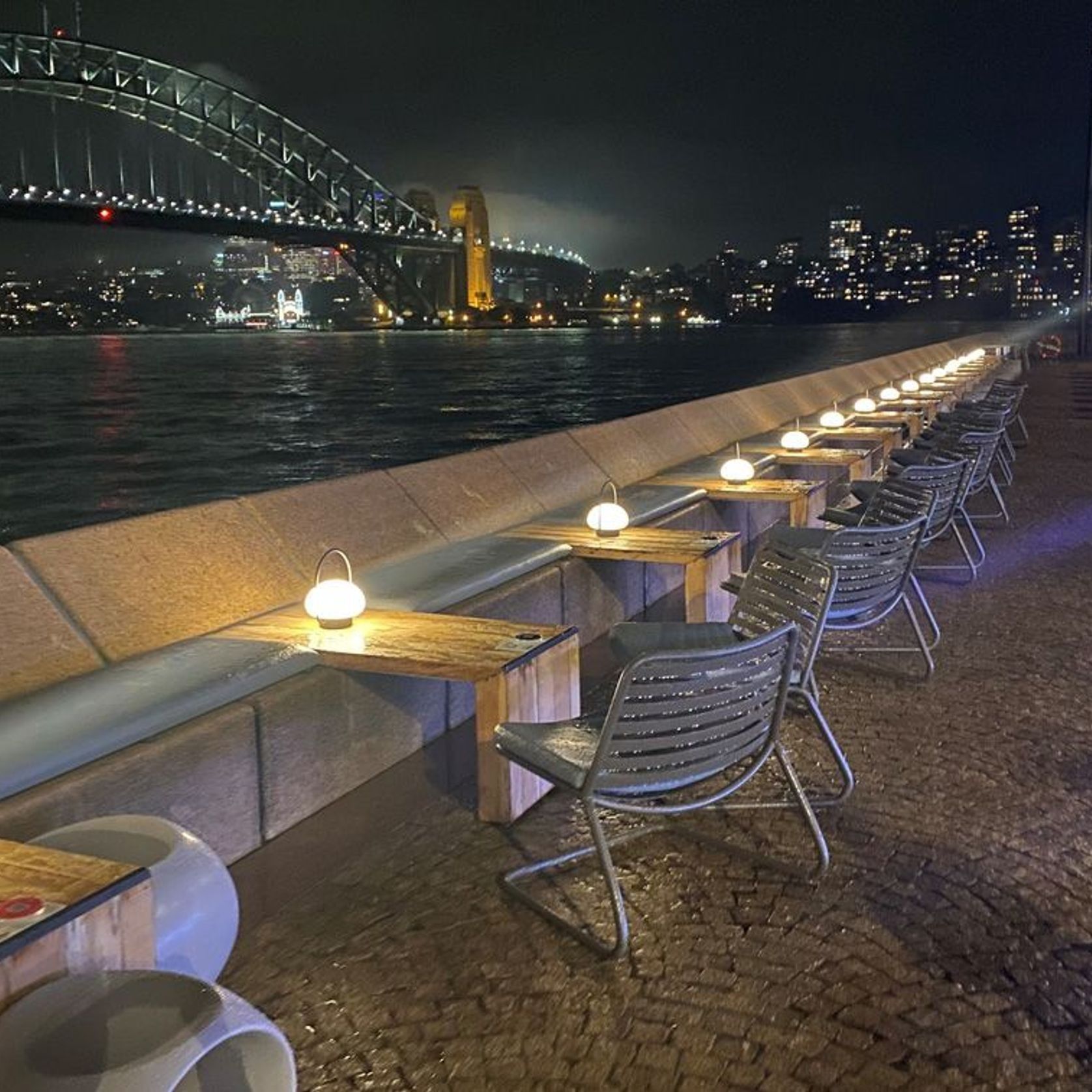 Sponge To Go | Portable Lamp gallery detail image