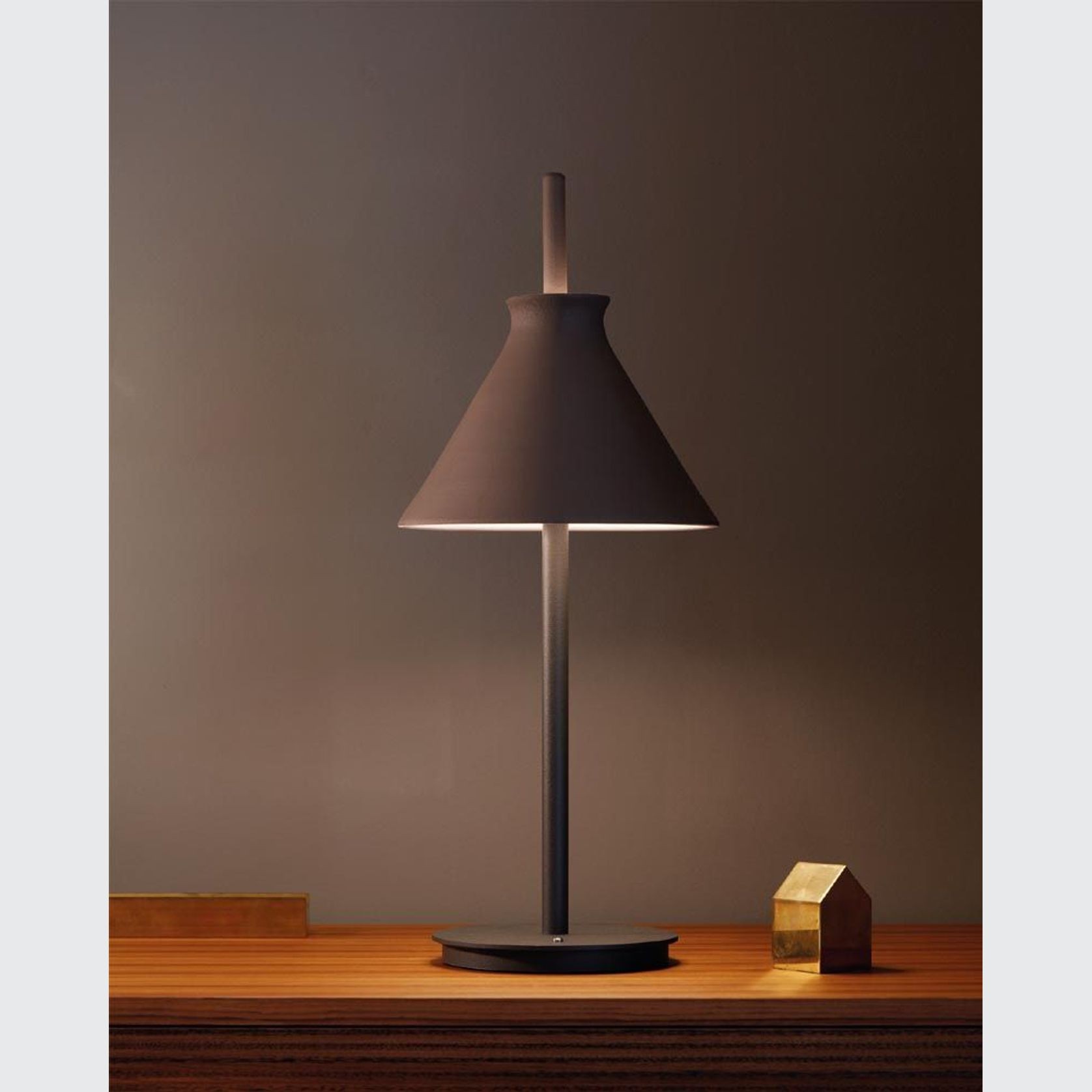 Totana Clay Table Lamp gallery detail image