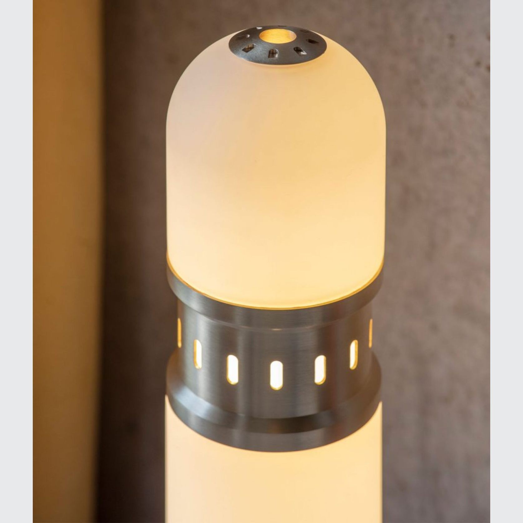 Occulo Table Lamp gallery detail image