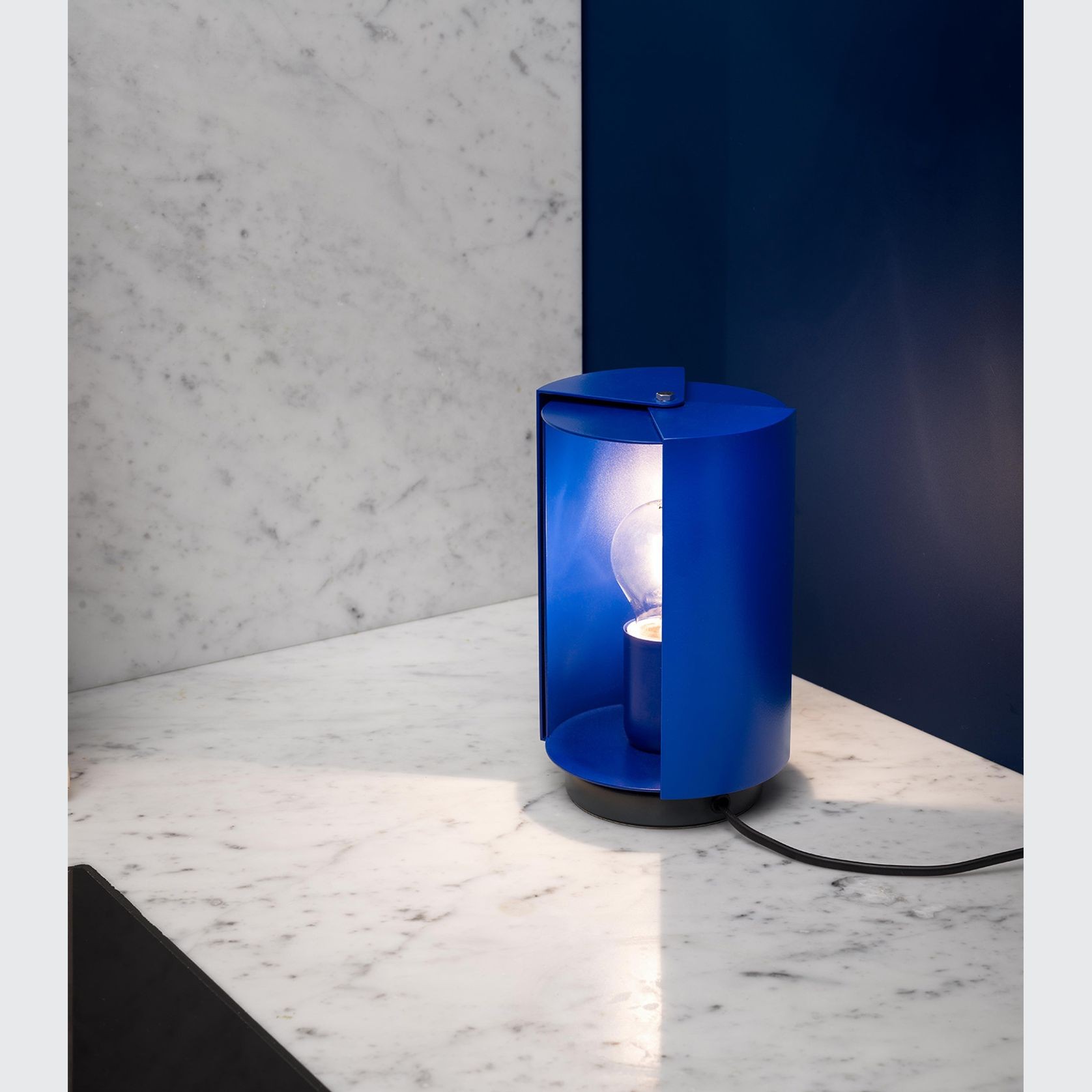 Pivotante à Poser Table Lamp gallery detail image