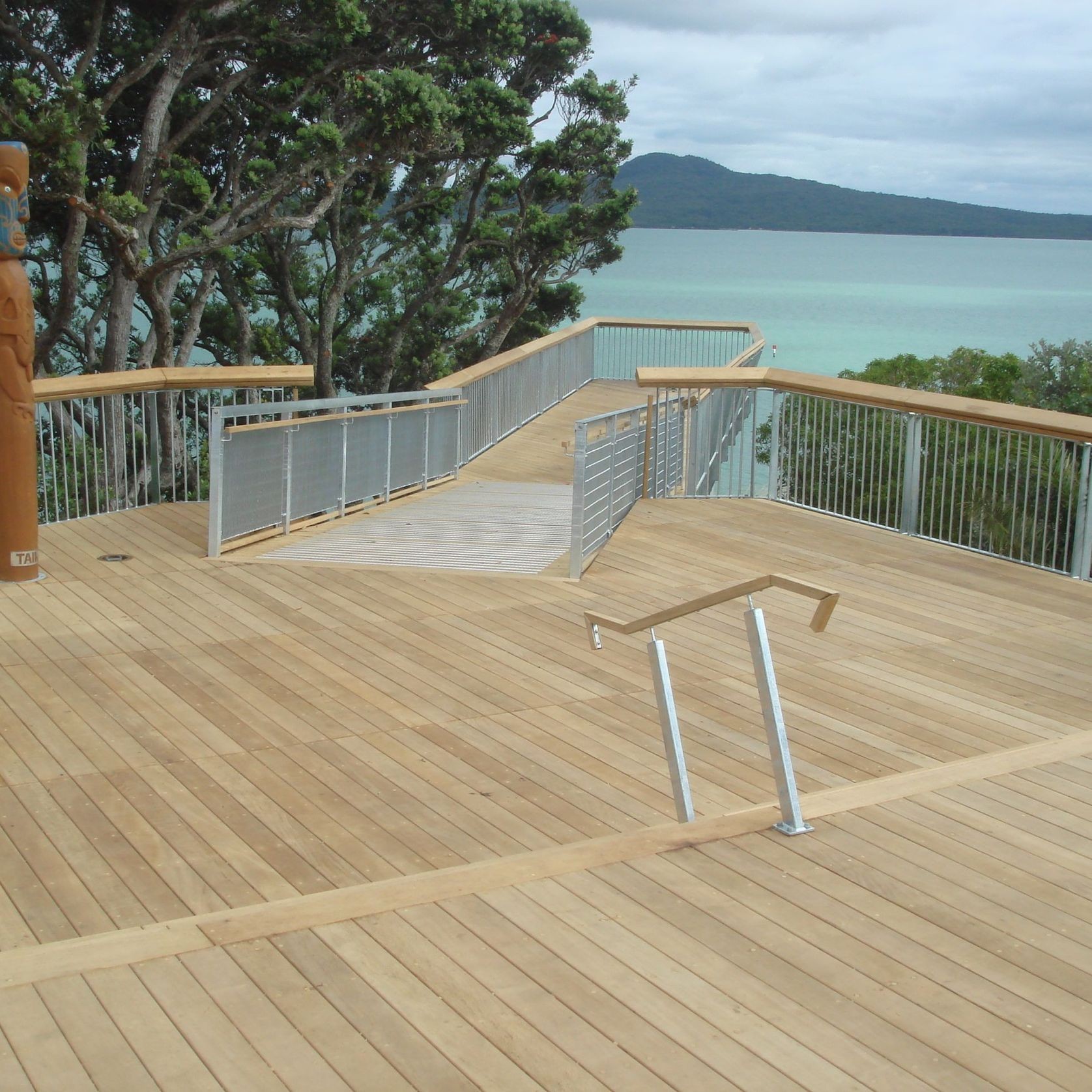RK Vitex Hardwood Decking gallery detail image