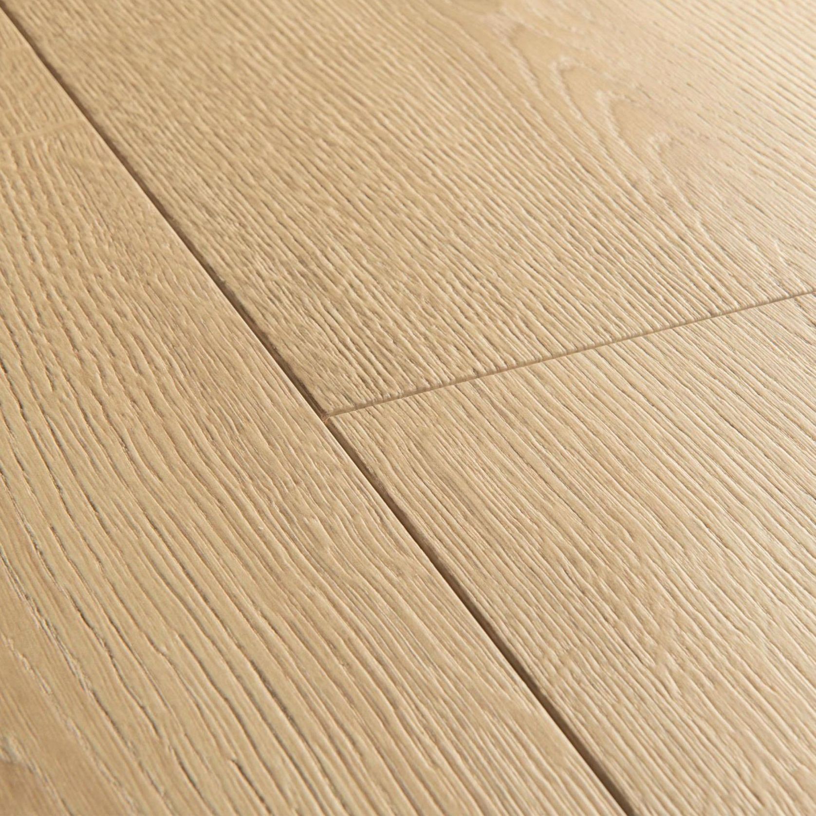 Quick-Step Perspective Nature Brushed Oak Natural Laminate Flooring gallery detail image