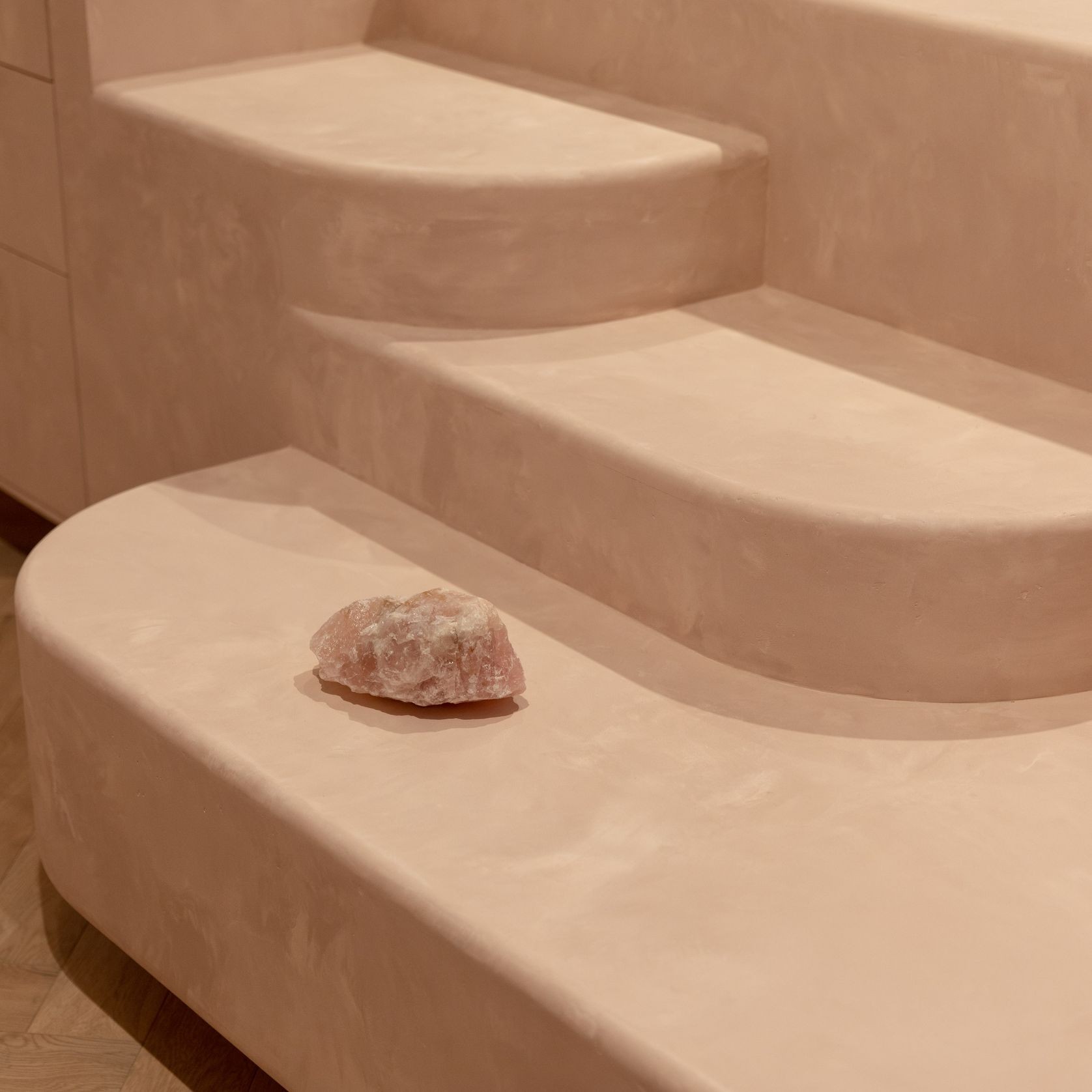 Suave Two-tone Polished Plaster gallery detail image