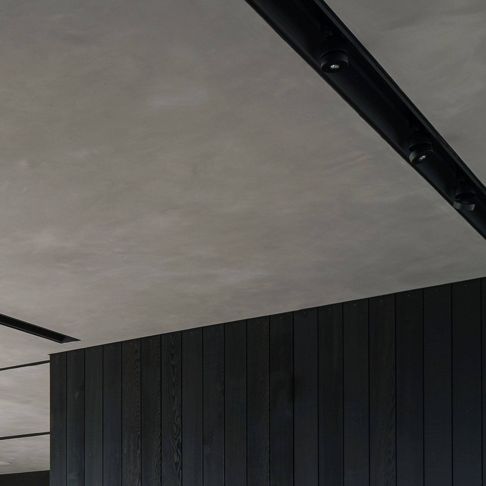 Suave Two-tone Polished Plaster gallery detail image