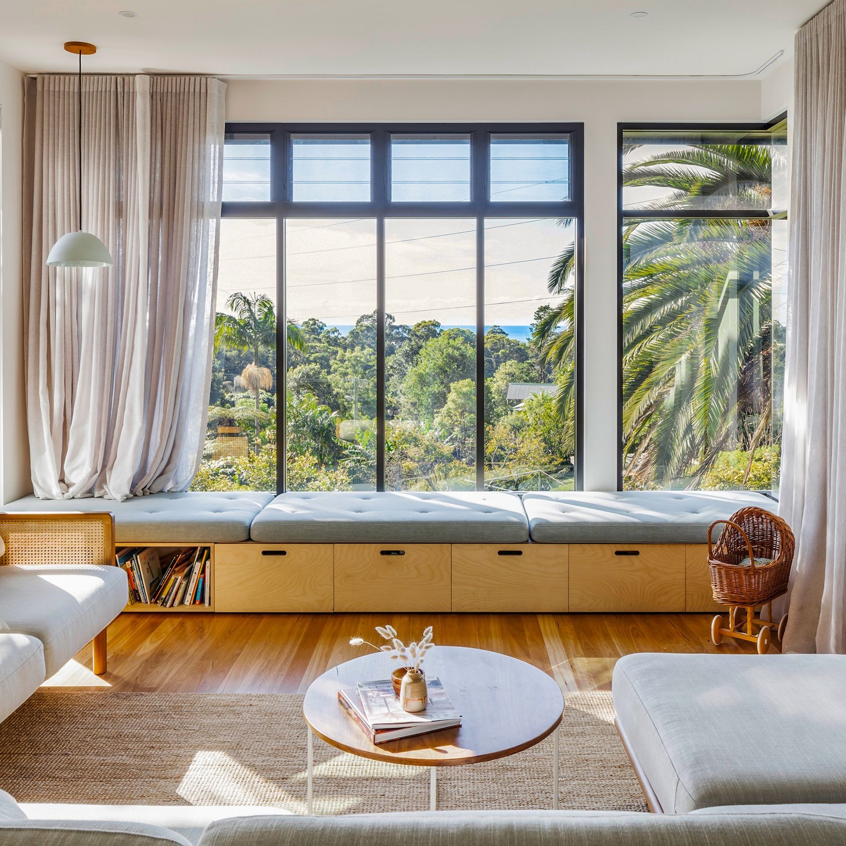 Elevate | Series 400 | Single Glazed 102mm Framing gallery detail image