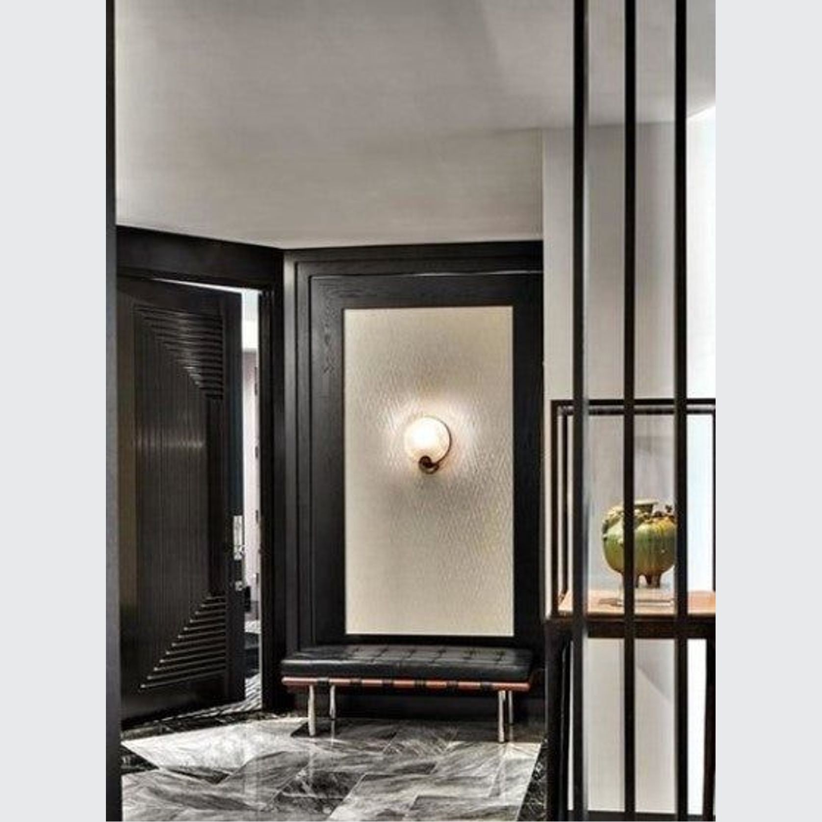 Visual Comfort AERIN Iveala Single Sconce gallery detail image