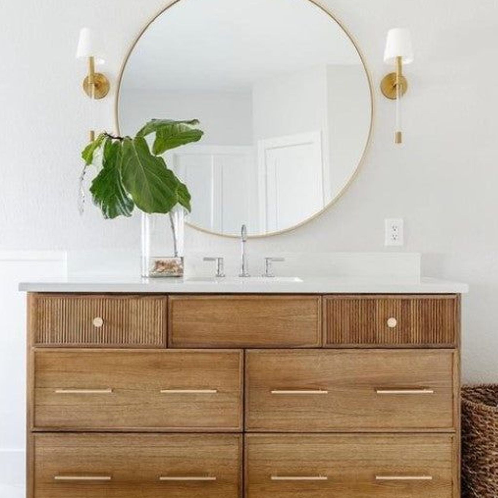 Visual Comfort Chapman & Myers Hanover Sconce gallery detail image