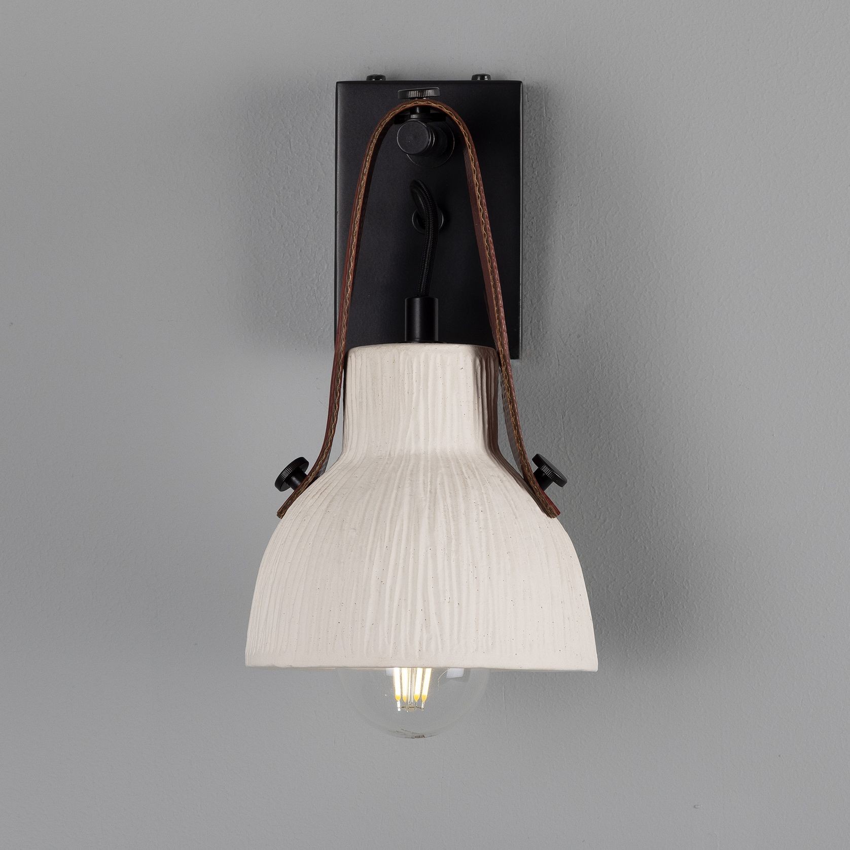 Nagi Wall Light gallery detail image