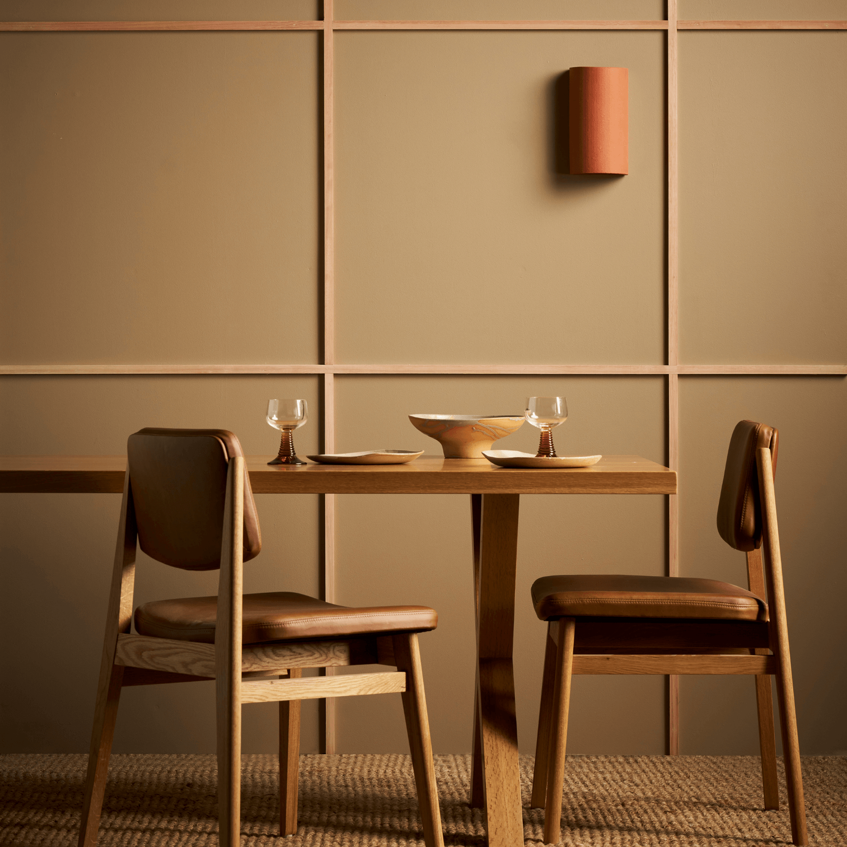 Ceramic Curve Wall Light gallery detail image