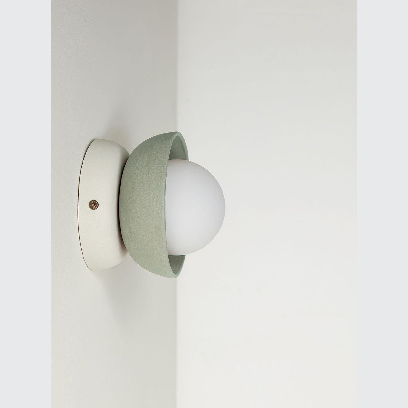 Mani Mini - Sconce gallery detail image