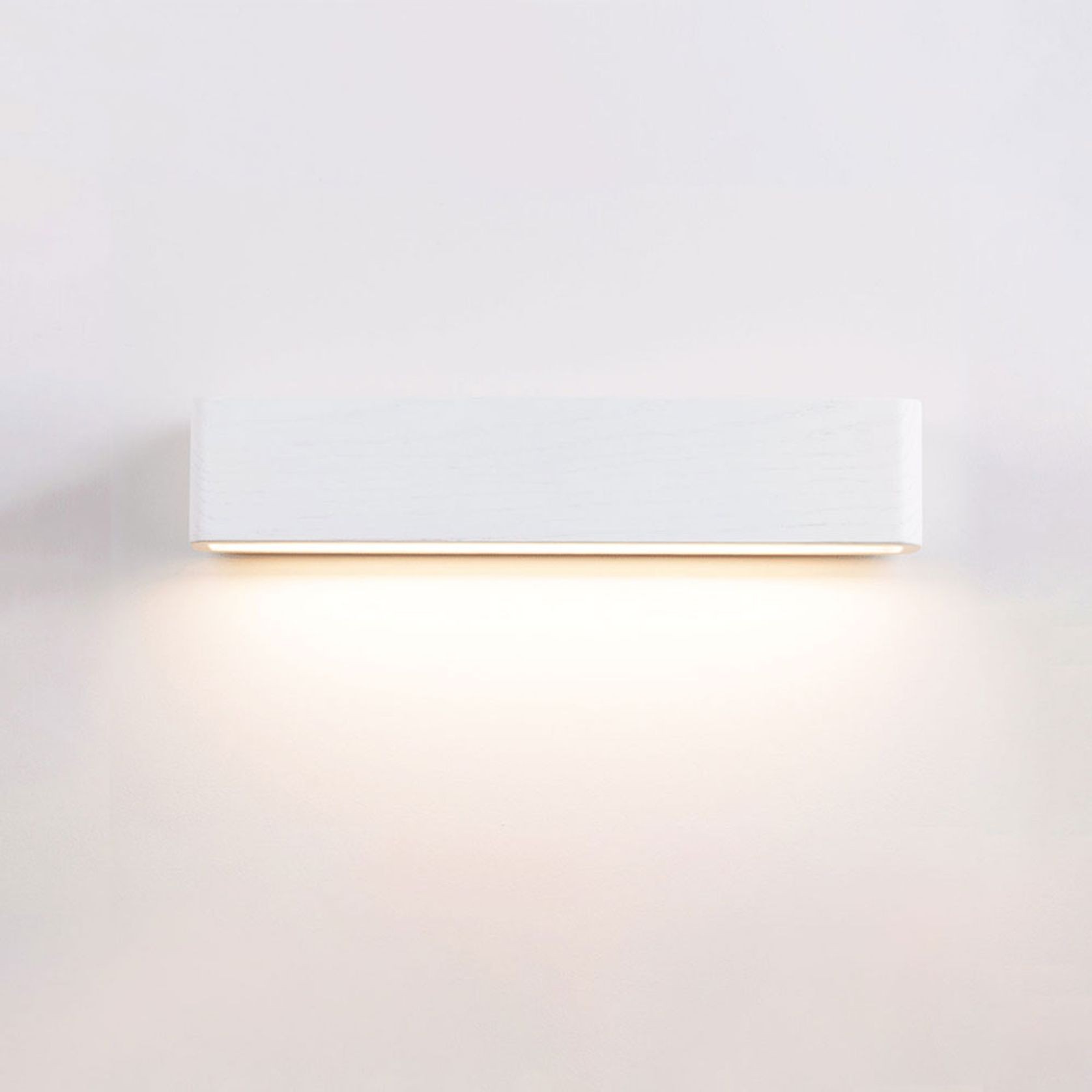 Umber Linear Sconce | White gallery detail image