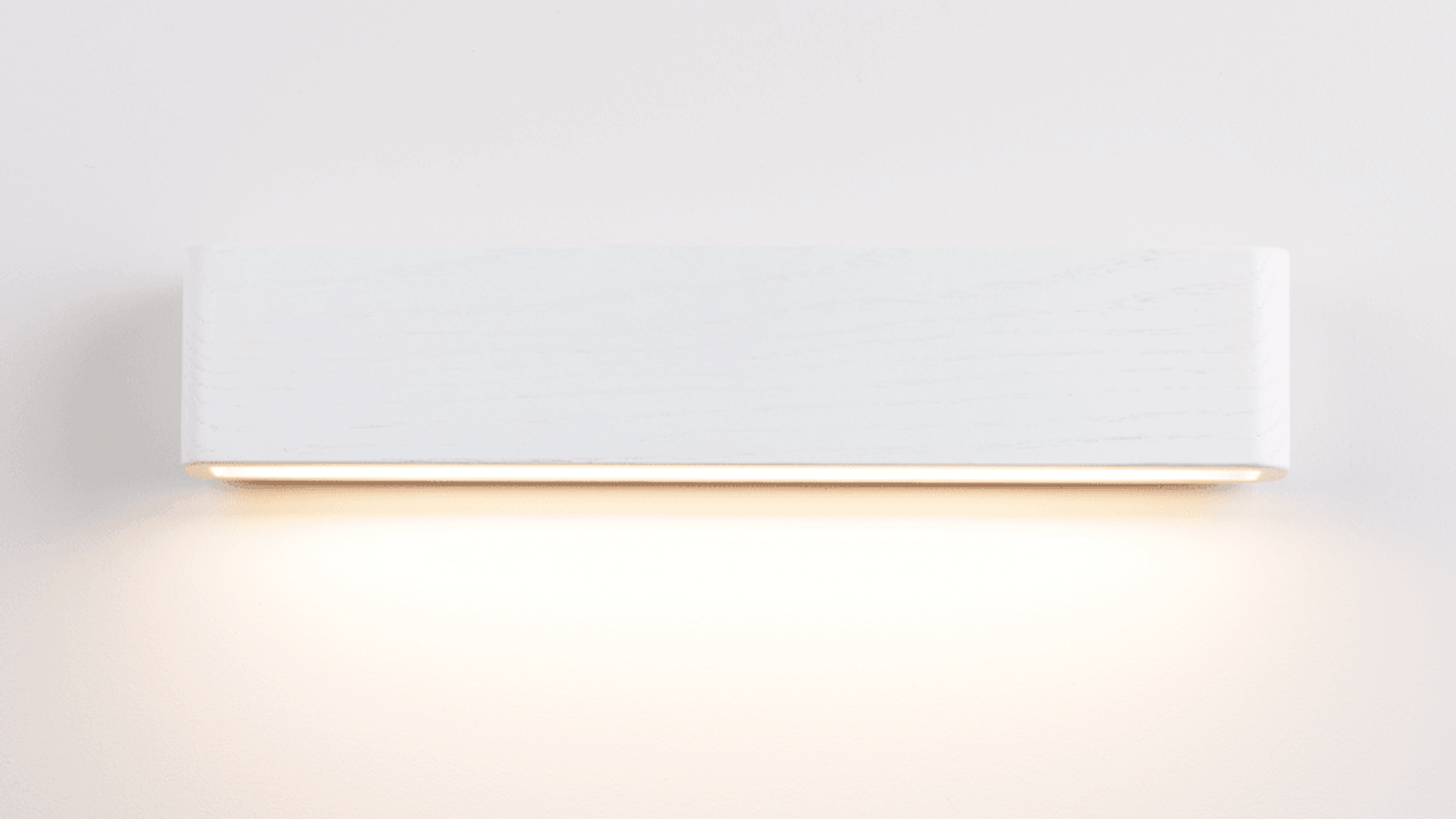 Umber Linear Sconce | White gallery detail image