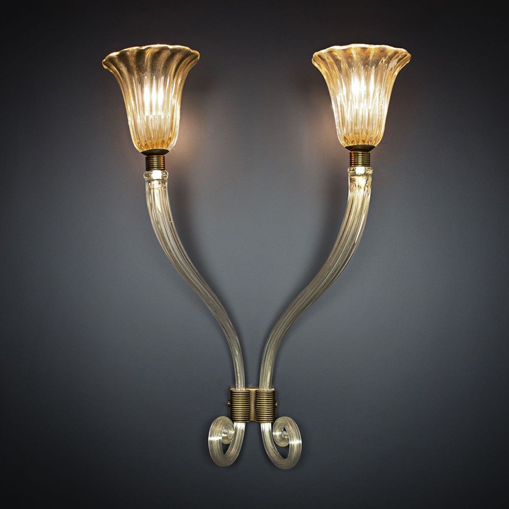 Liseron Wall Light gallery detail image