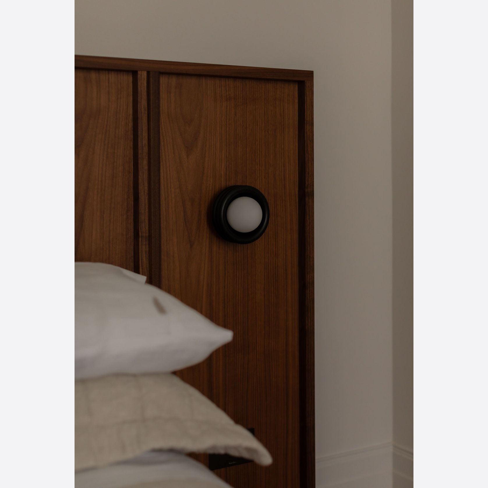 Silo Mini Sconce Hue gallery detail image