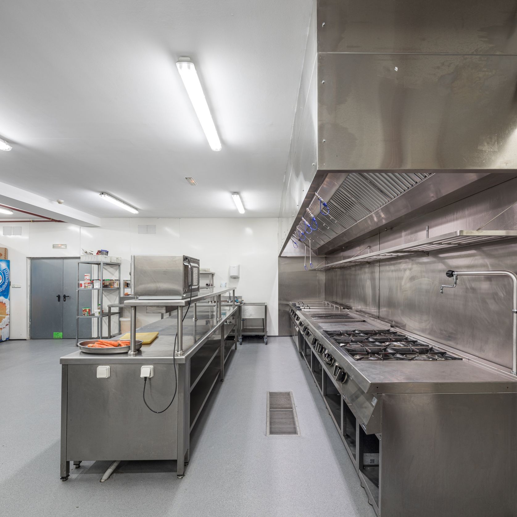 Altro Whiterock White™ FR Hygienic Wall Lining gallery detail image