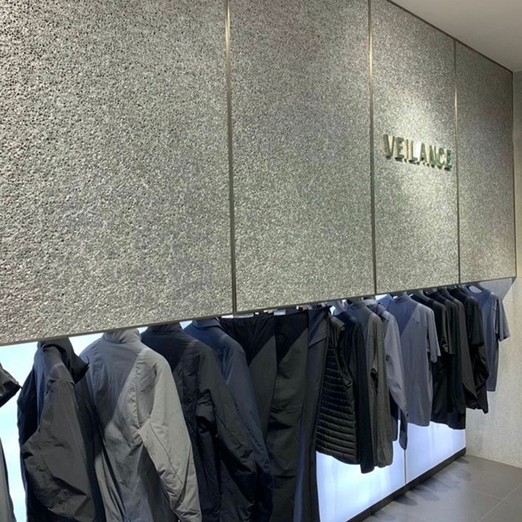 ALUSION™ Mid Cell gallery detail image