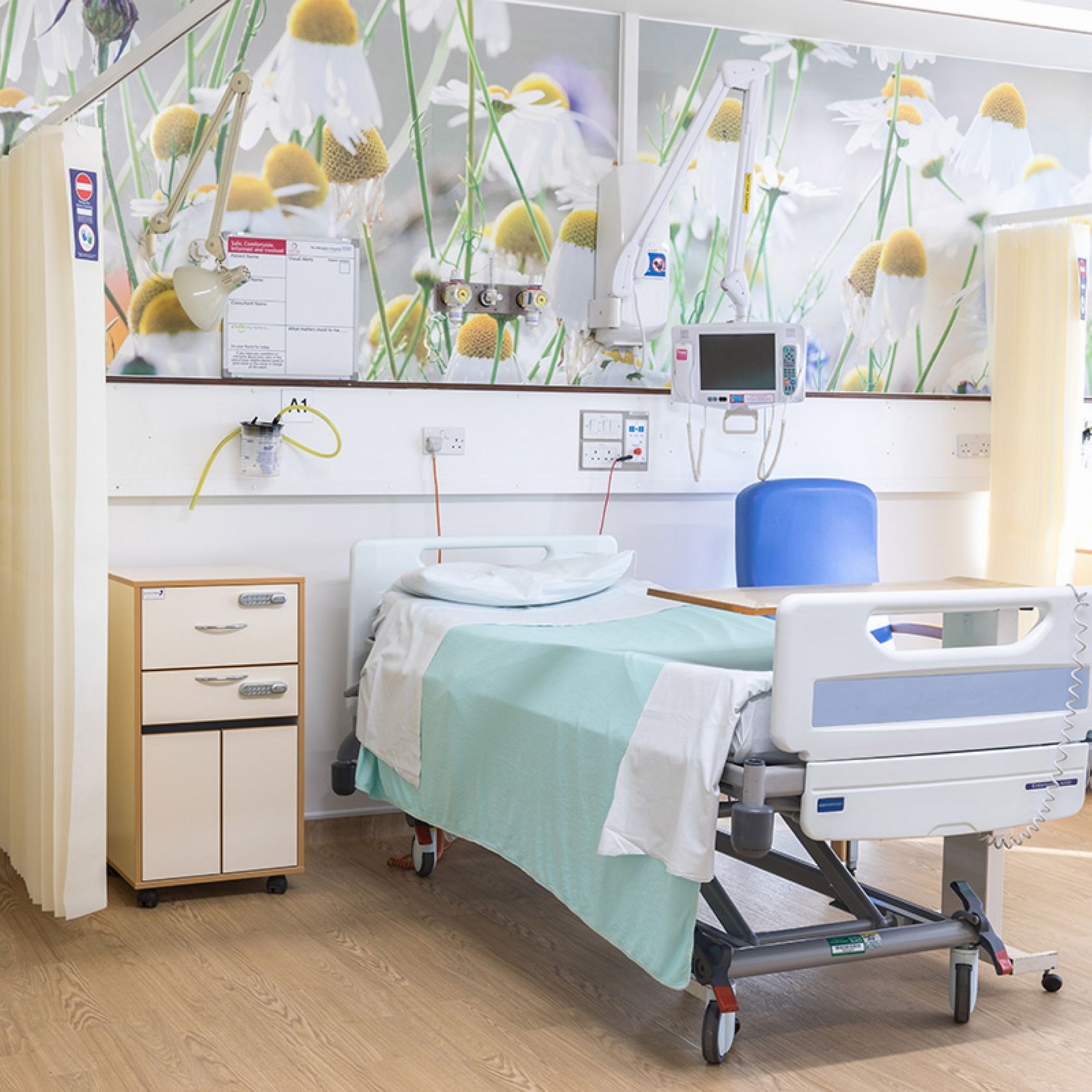 Altro Whiterock Digiclad™ Custom Printed Hygienic Wall Lining gallery detail image