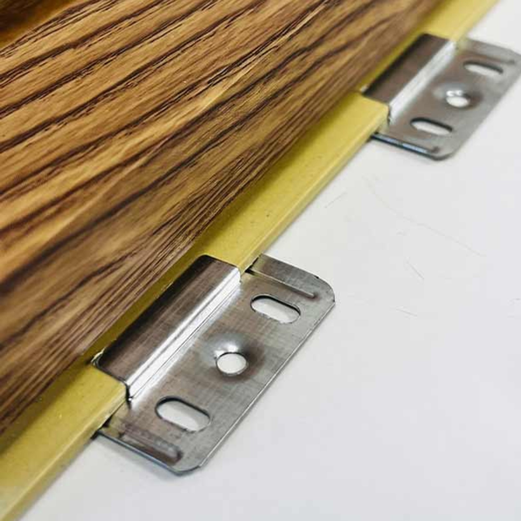 Wall Panel Fixing Bracket 100pc Per Bag gallery detail image