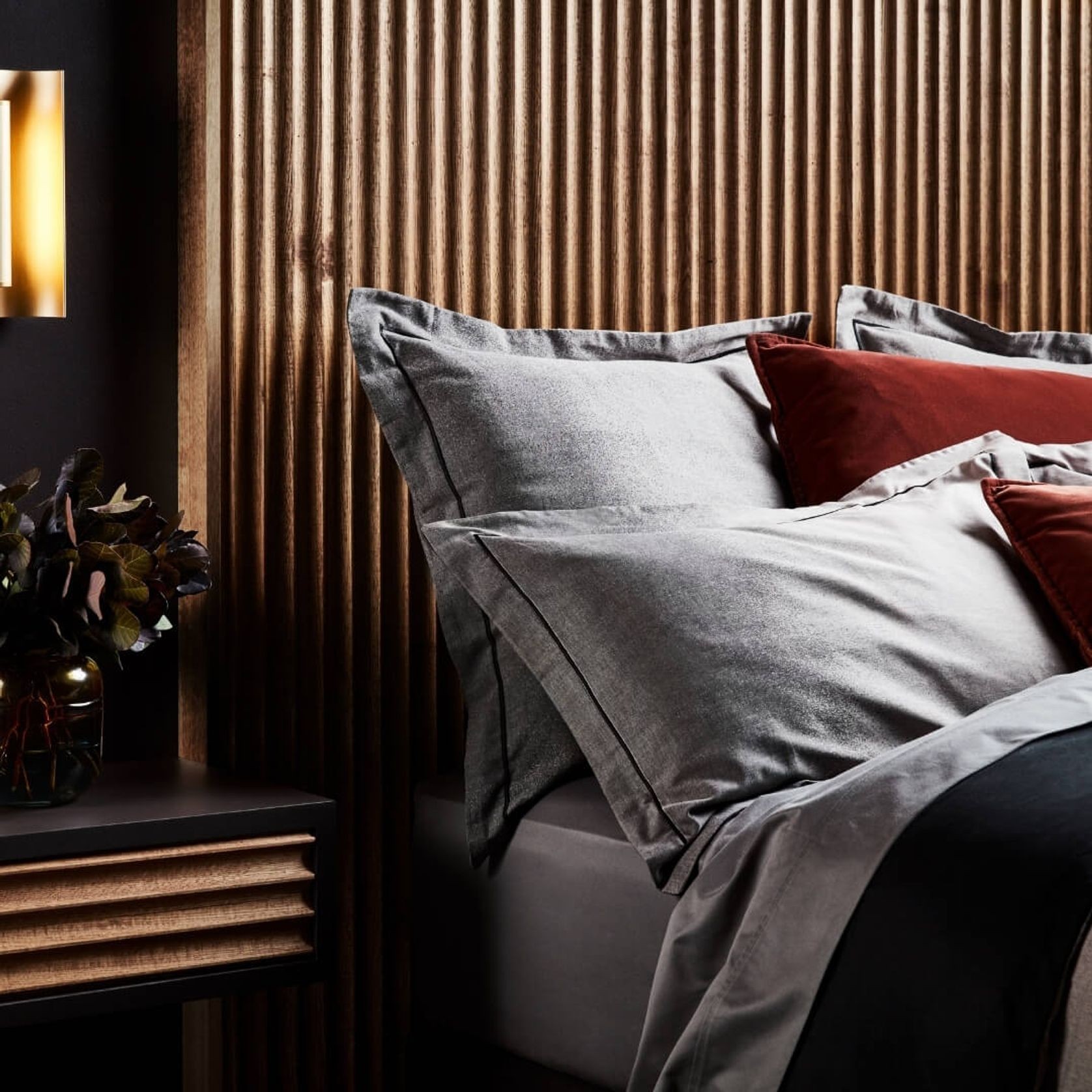 Contours Clear Pine gallery detail image