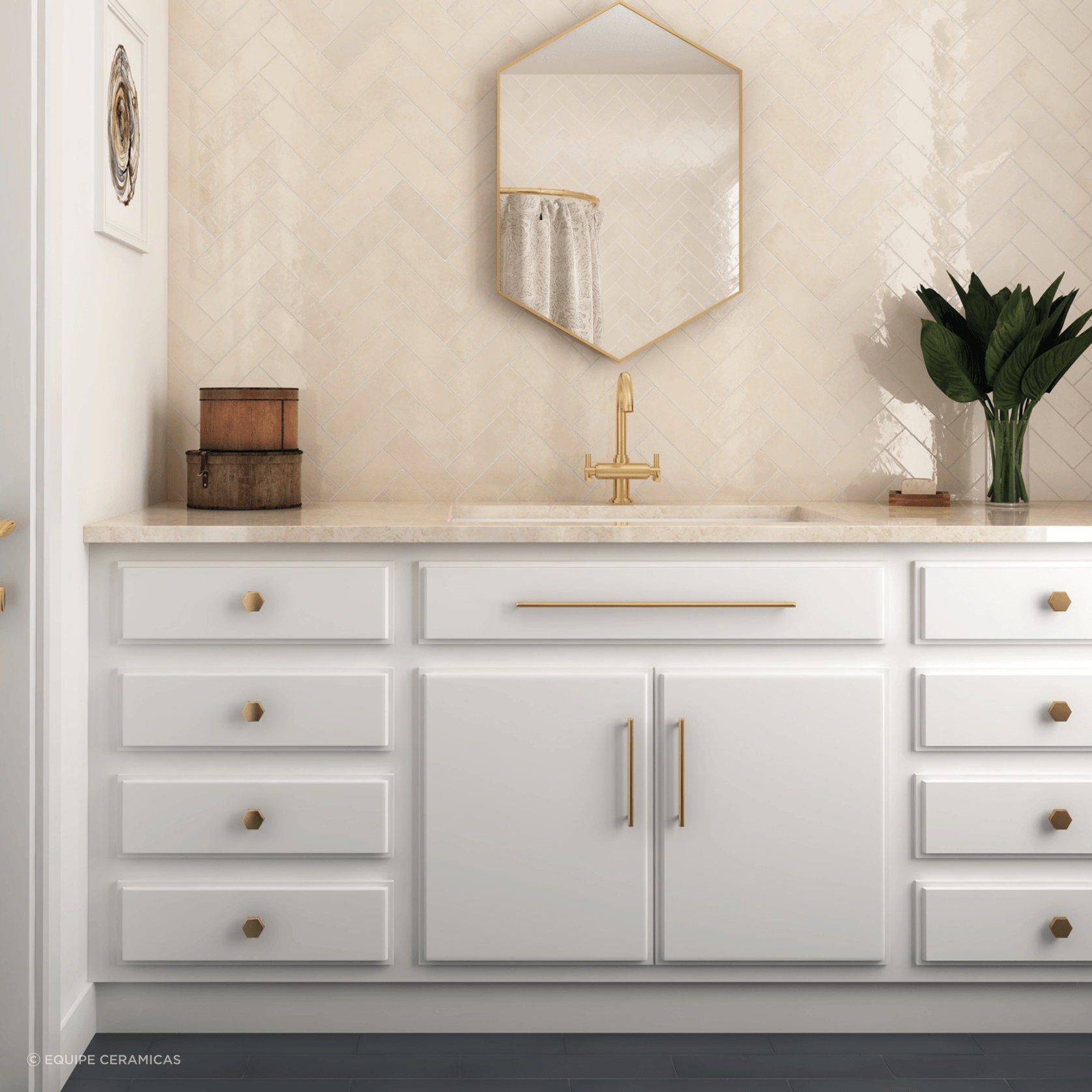 La Riviera gallery detail image