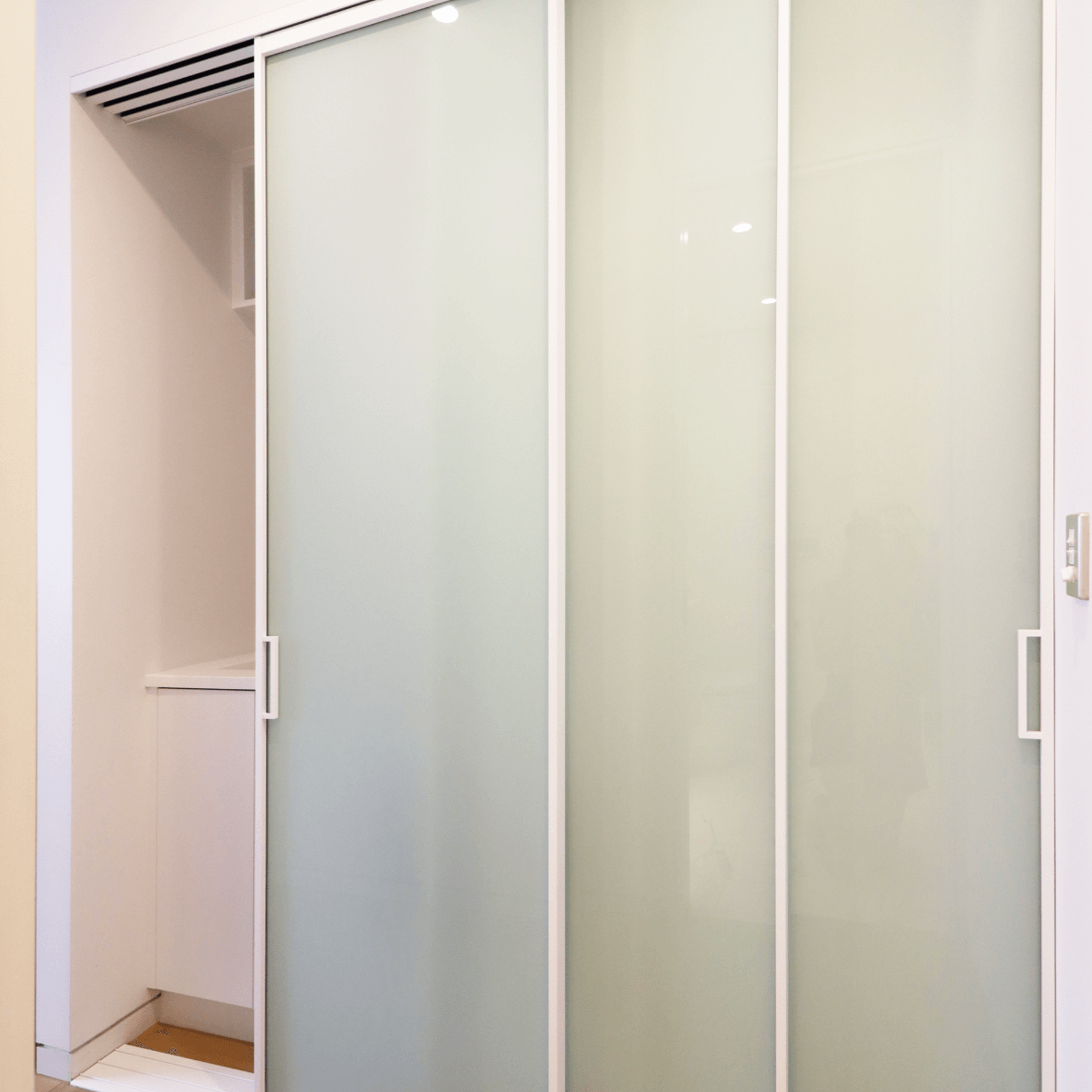 SlimLine Plus Sliding Doors gallery detail image