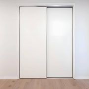 sliding door gallery detail image