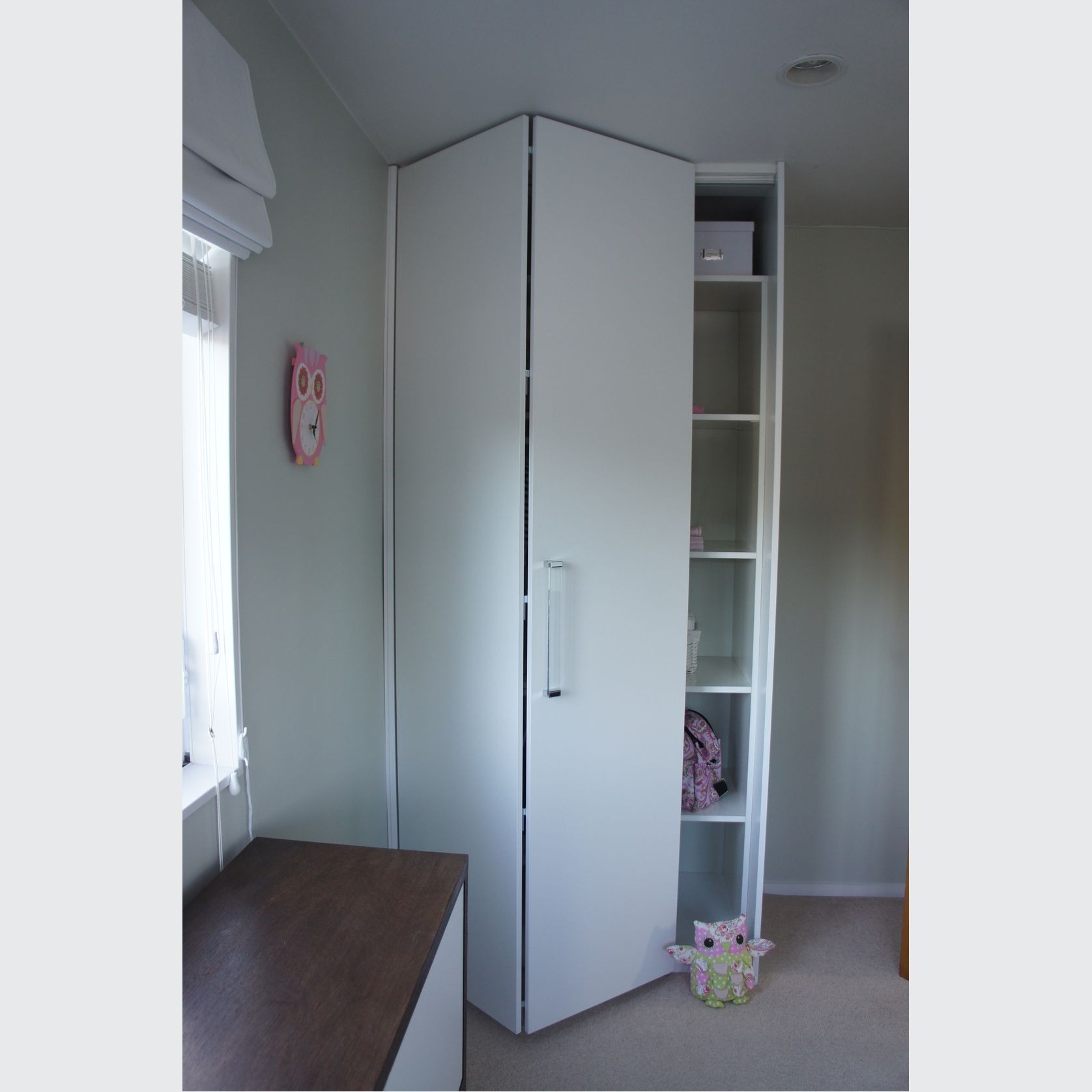 WARDROBE DOORS - Single Bi-Fold gallery detail image