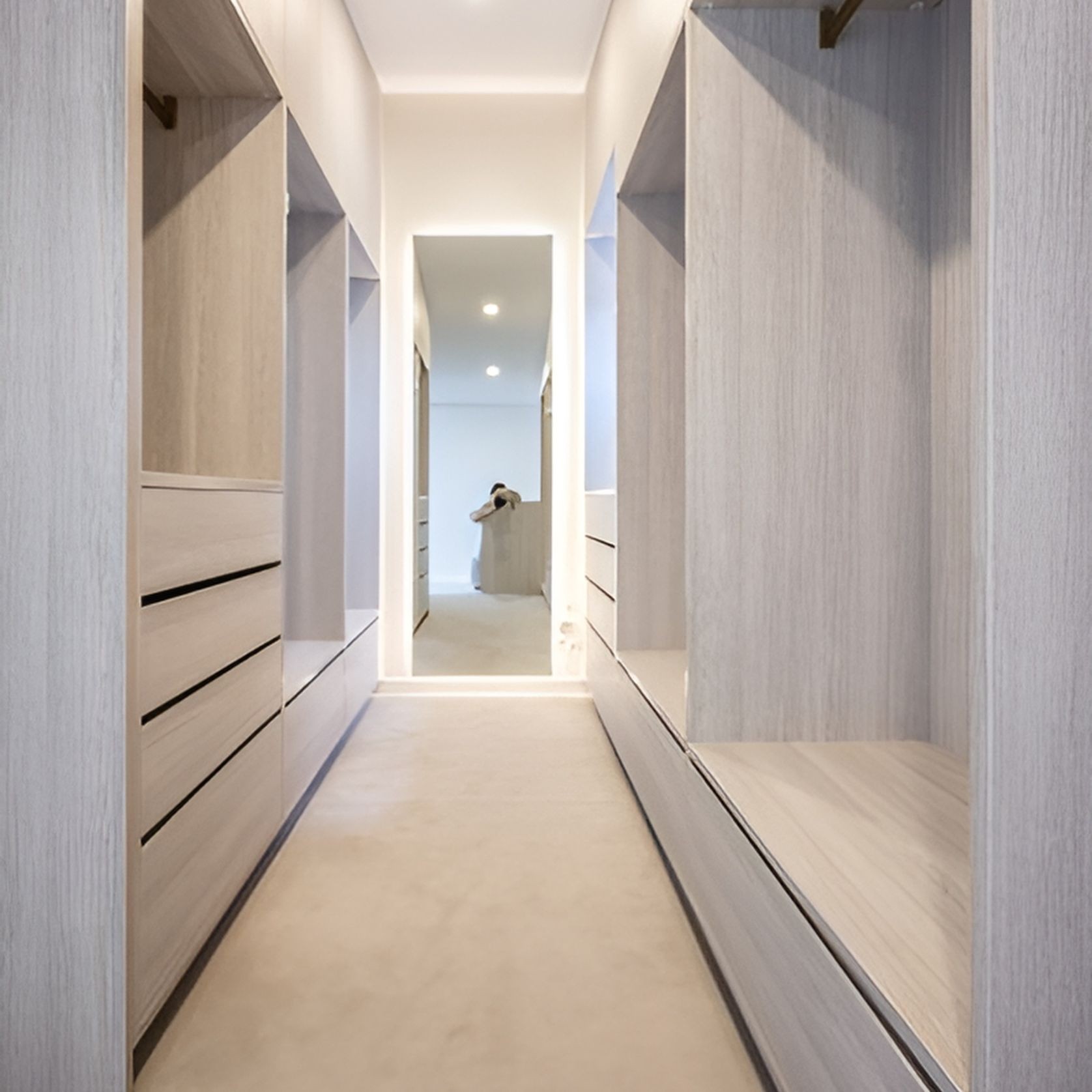 CUSTOM WALK IN WARDROBE gallery detail image